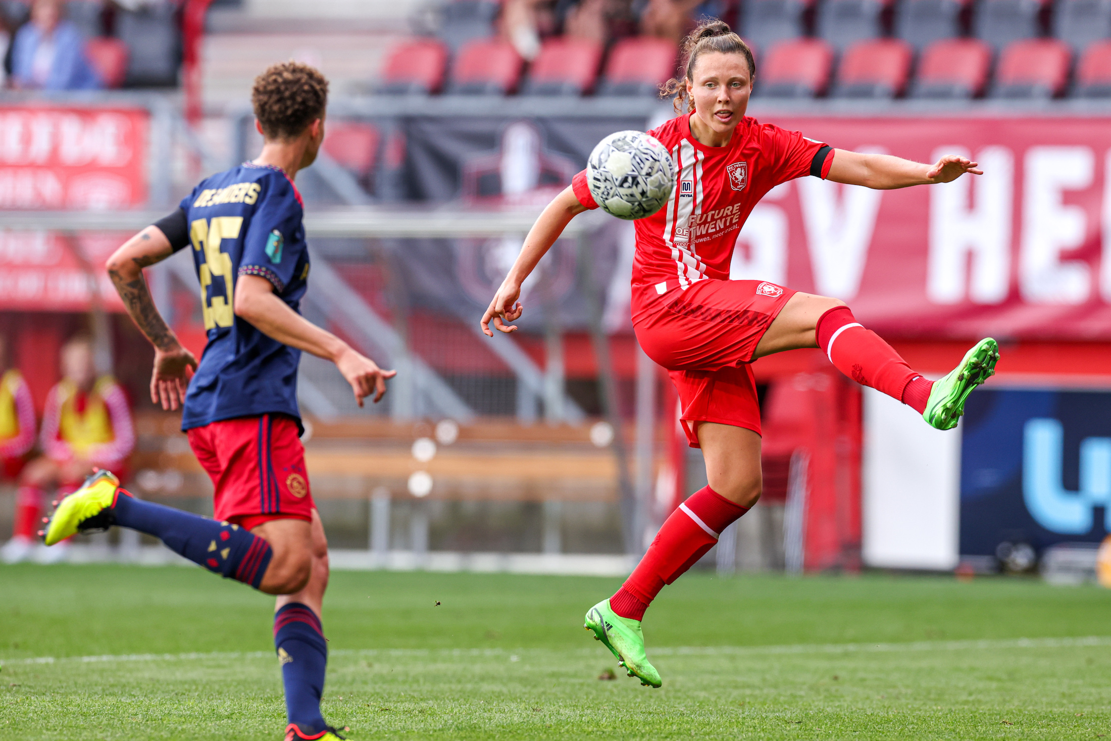 56098306 FC Twente