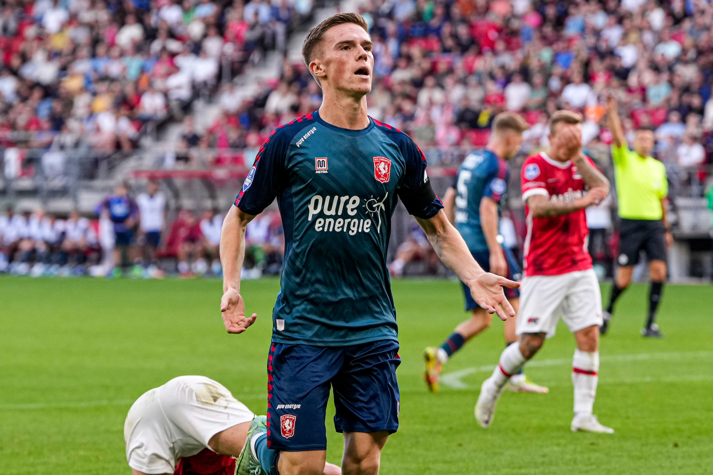 56106866 FC Twente