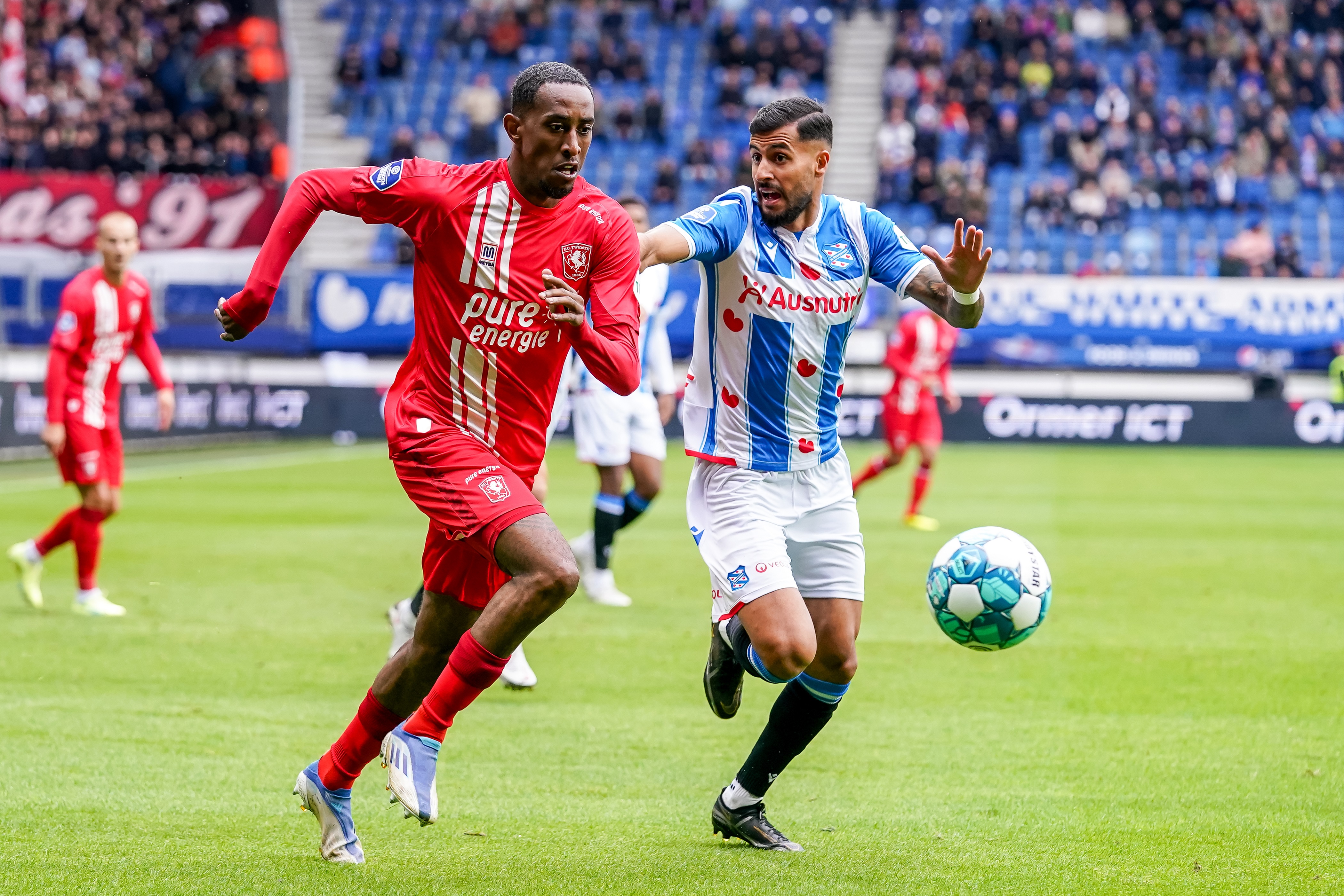 56211467 FC Twente