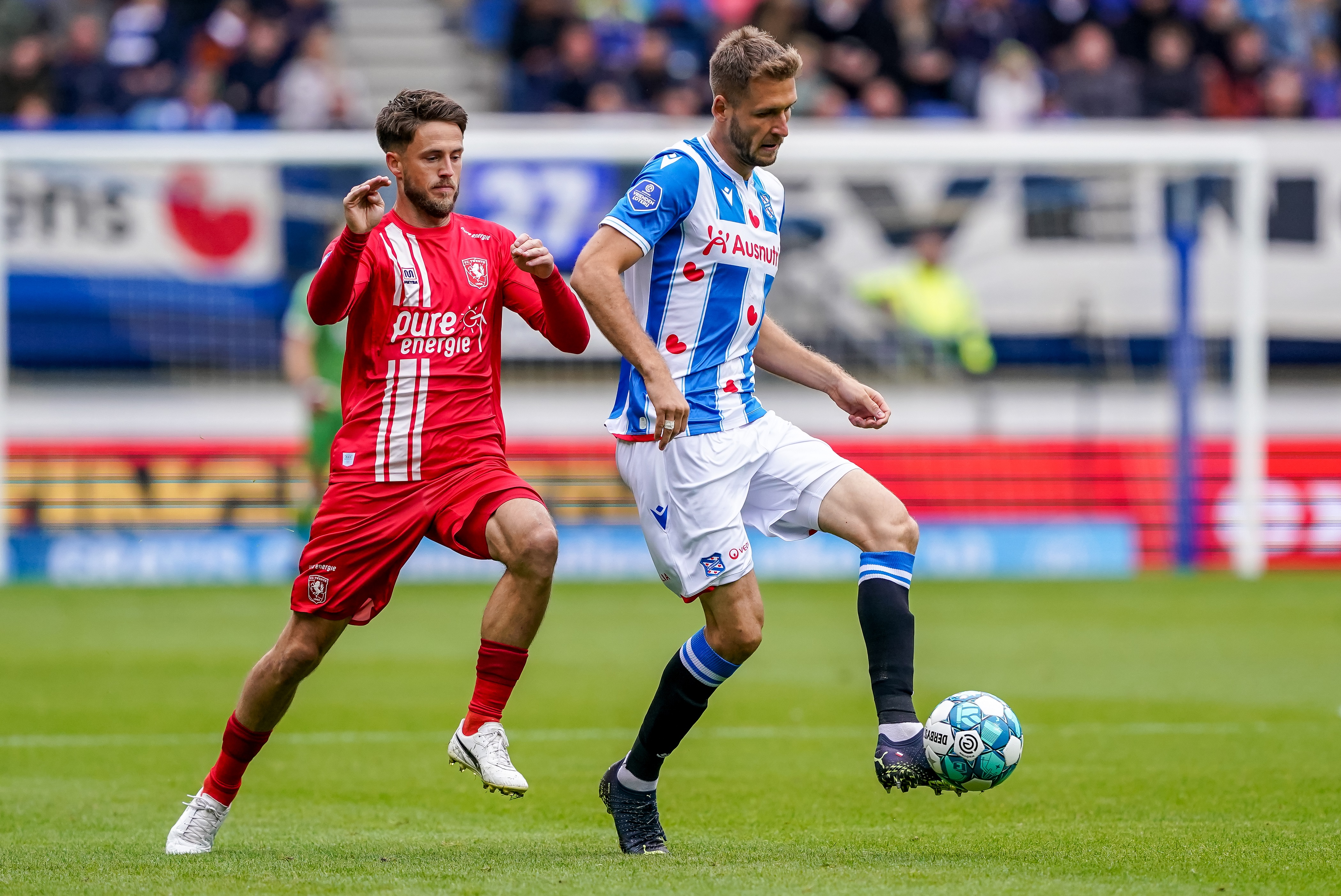 56211497 FC Twente