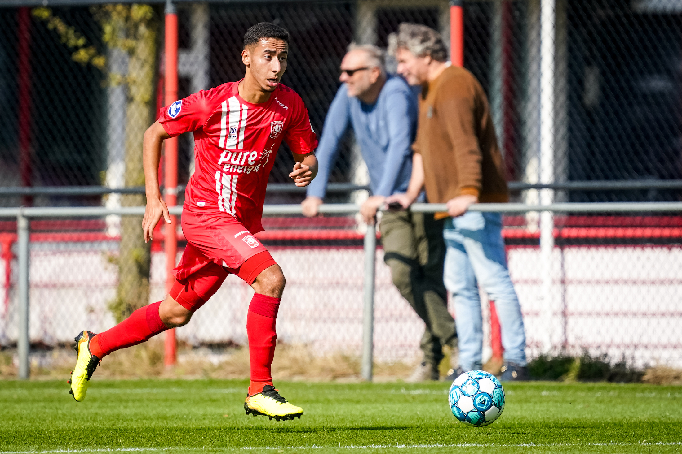 56266998 FC Twente