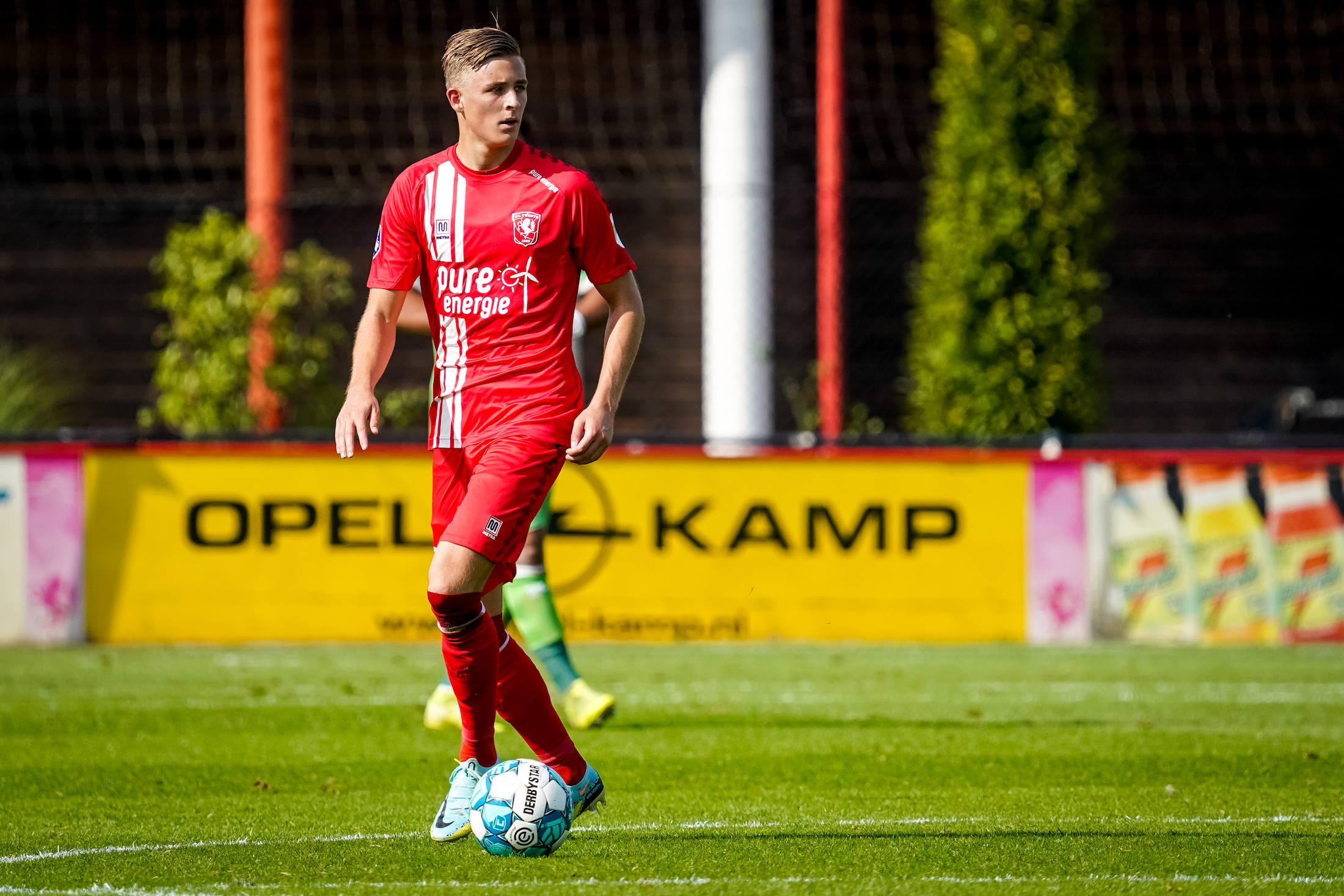 56266999 FC Twente