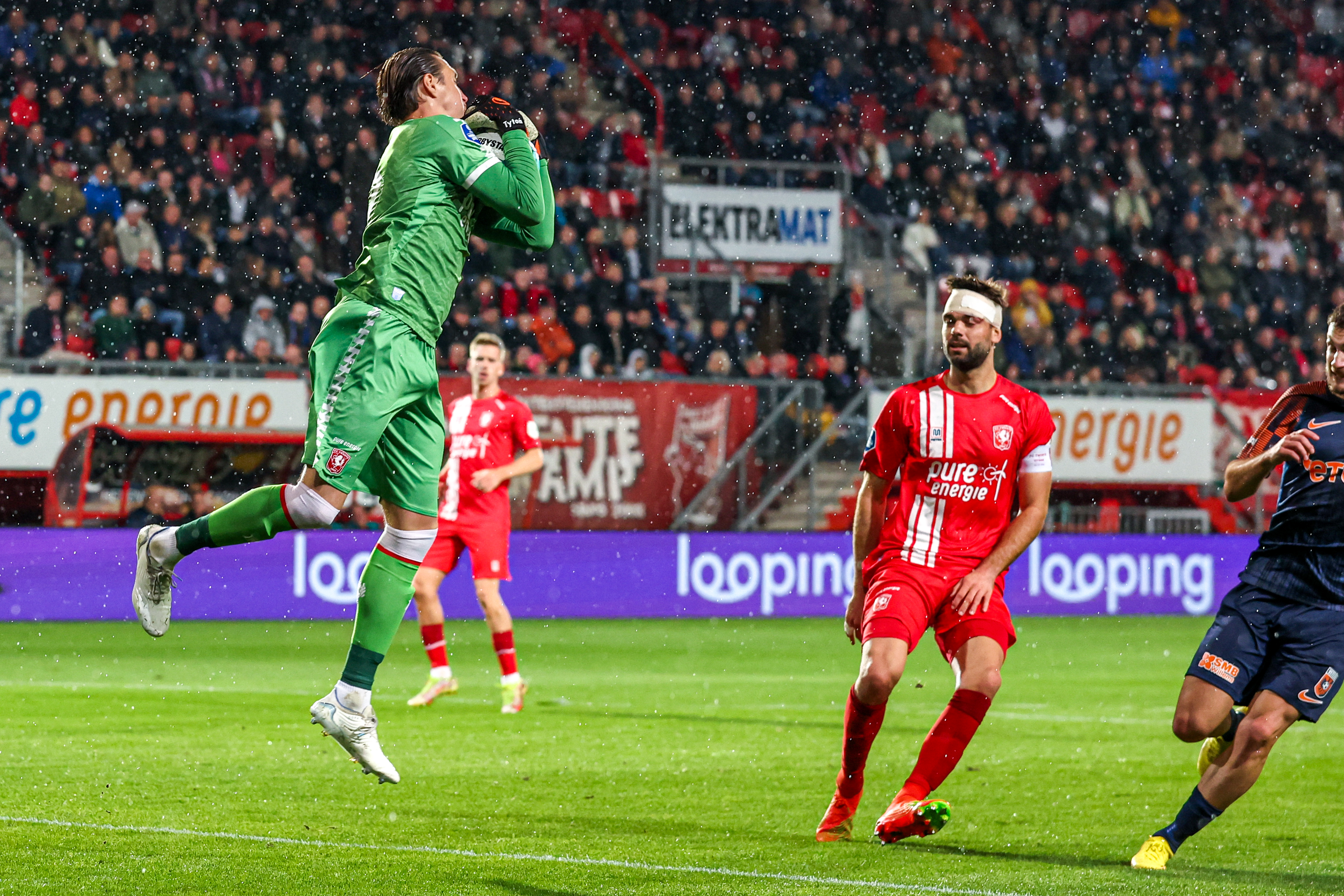 56401714 FC Twente