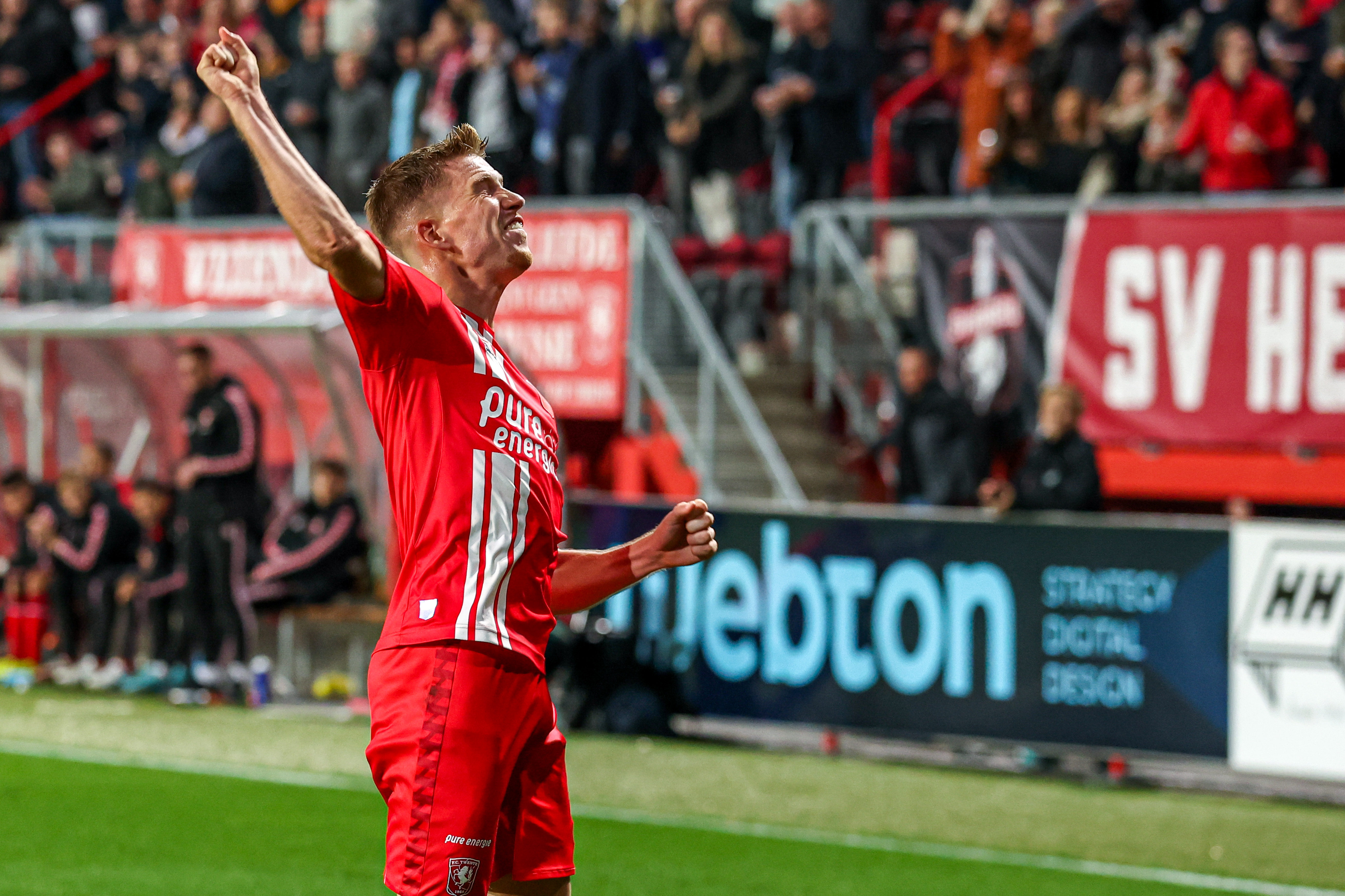 56403065 FC Twente
