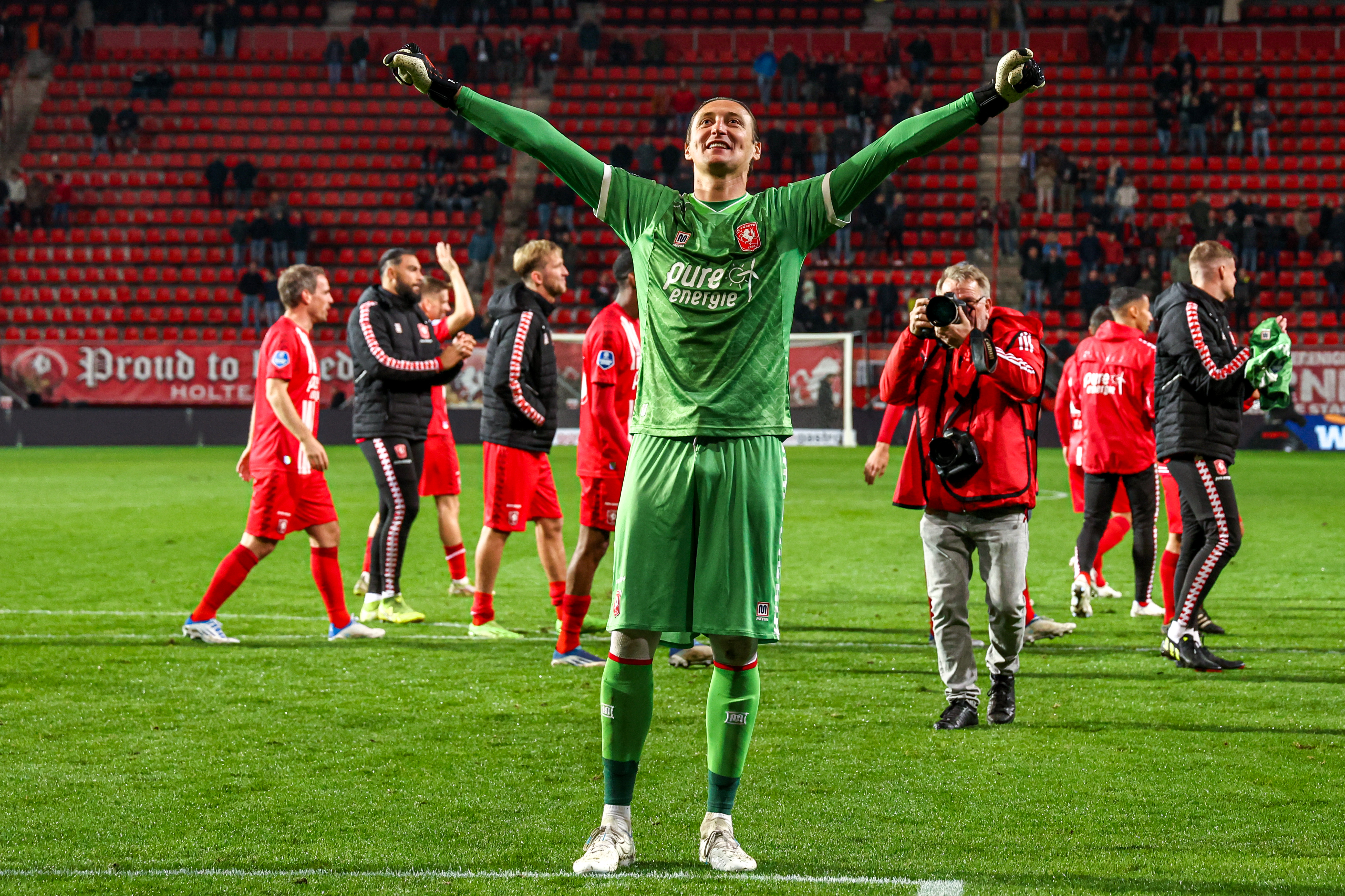56403066 FC Twente