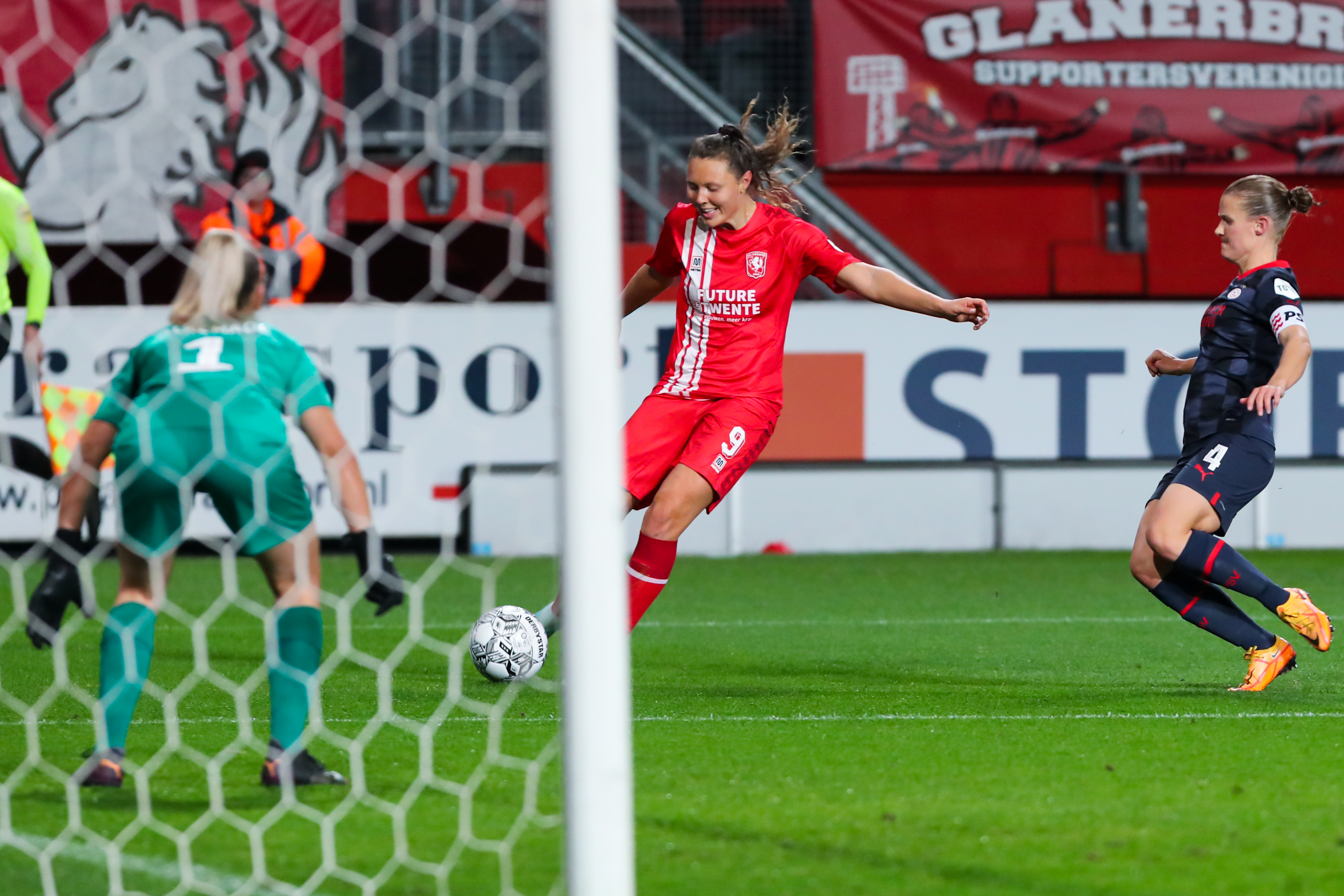 56695965 FC Twente