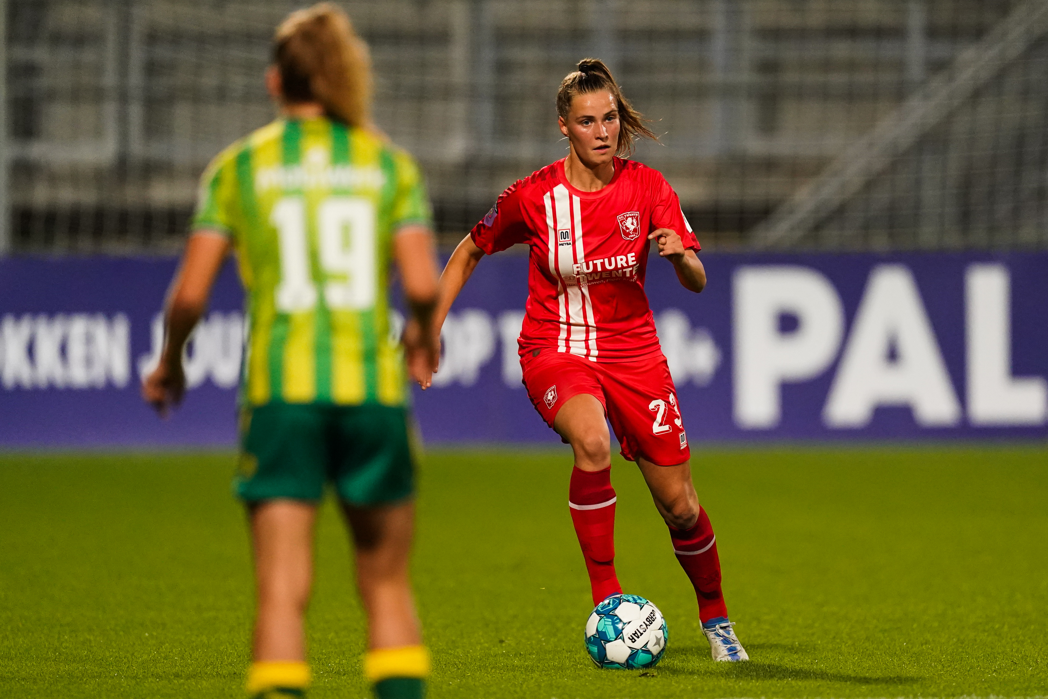 56787028 FC Twente