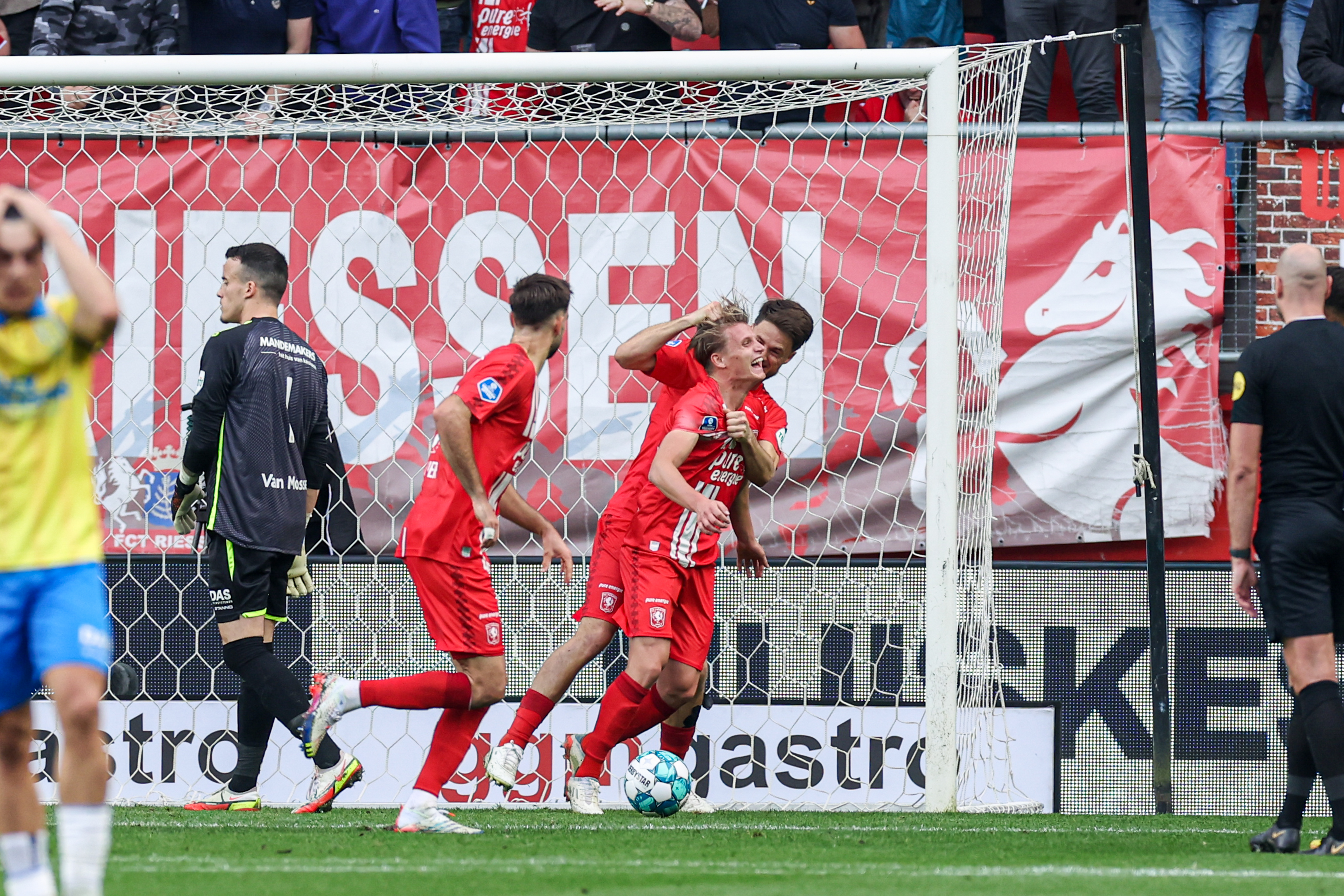56818588 FC Twente