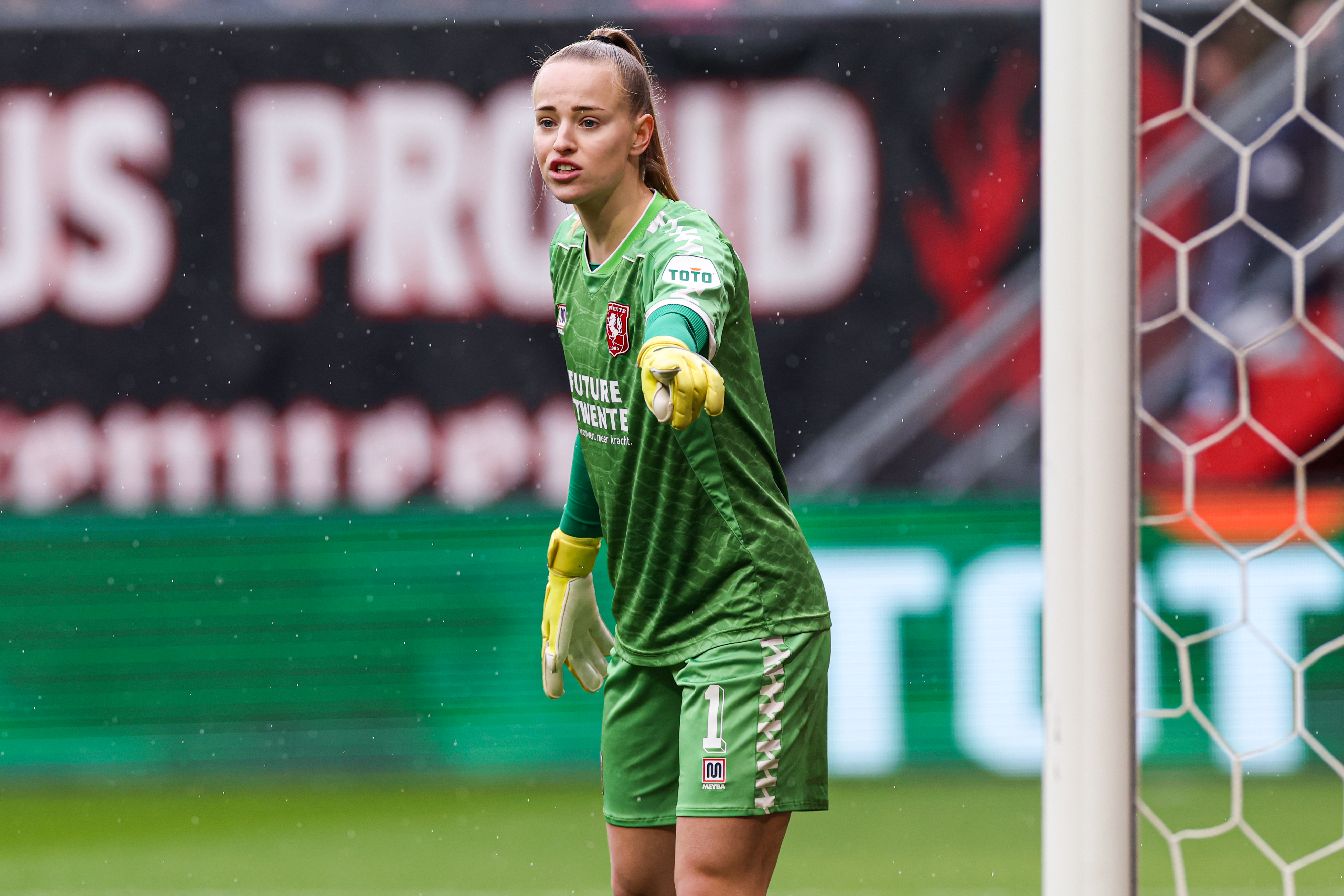 57199329 FC Twente