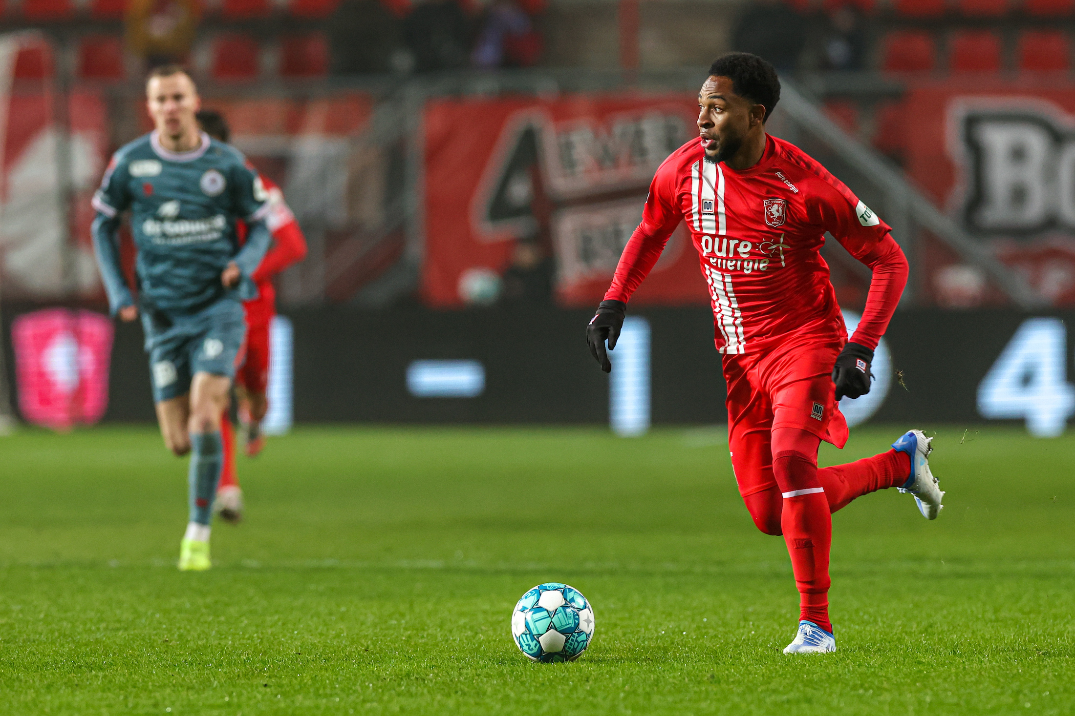 57357806 FC Twente