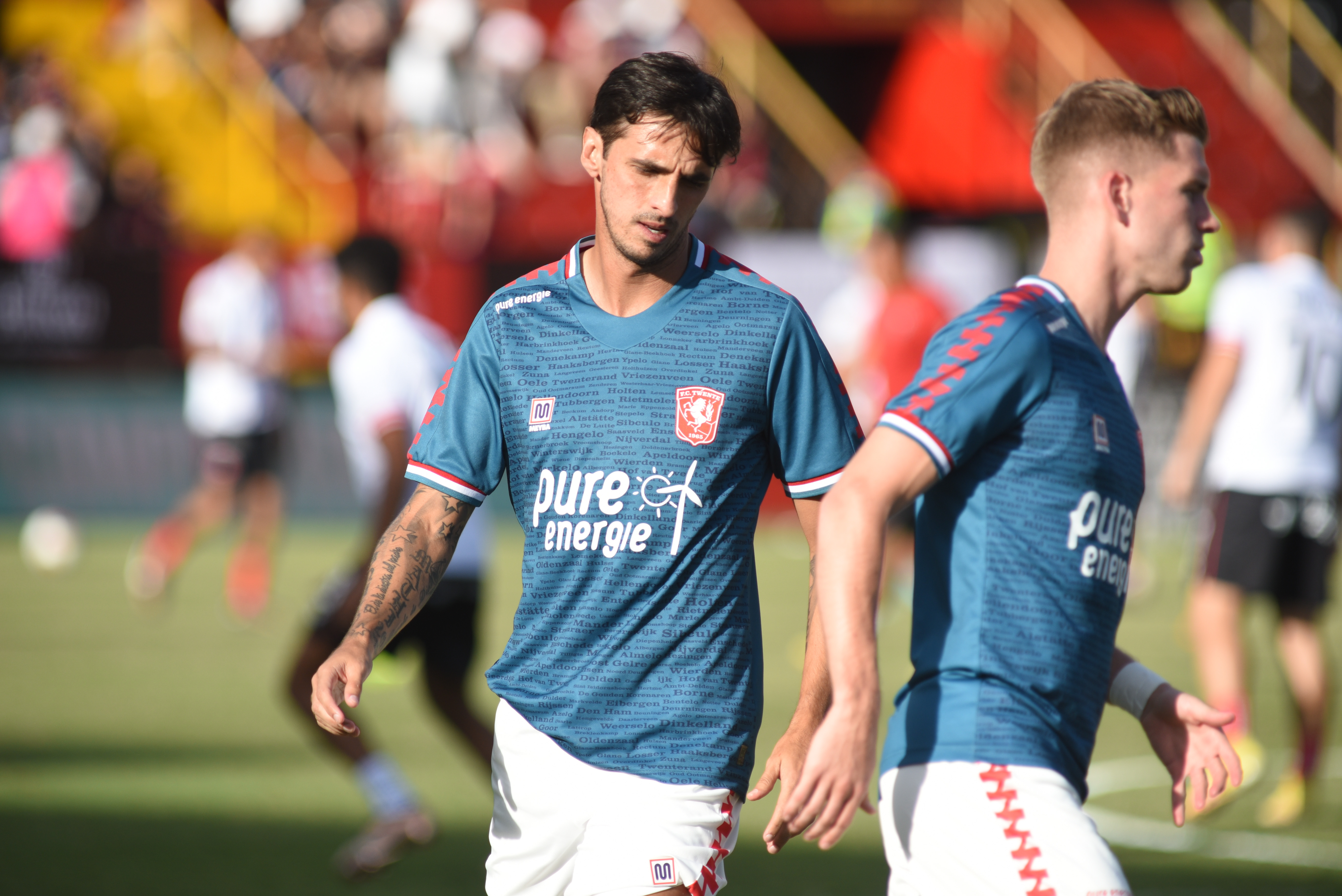 57436534 FC Twente