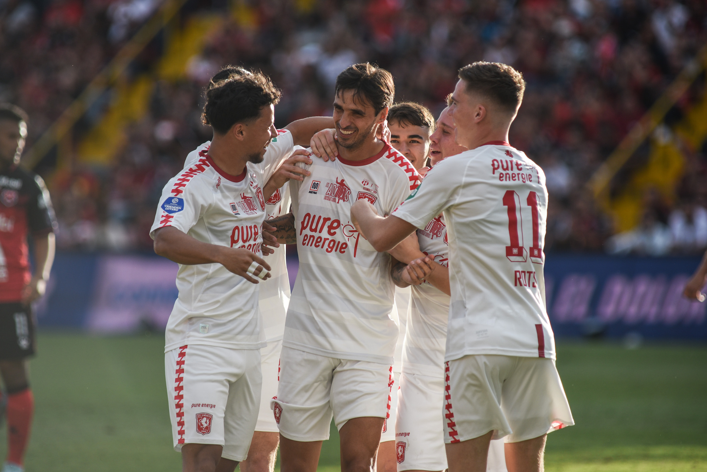 57437049 FC Twente v2