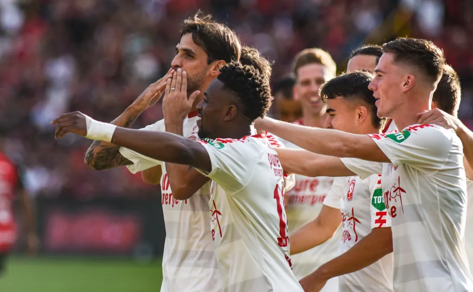 57440073 FC Twente