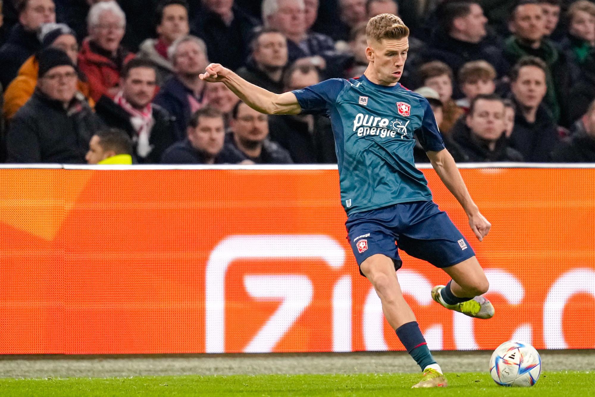 57670618 FC Twente