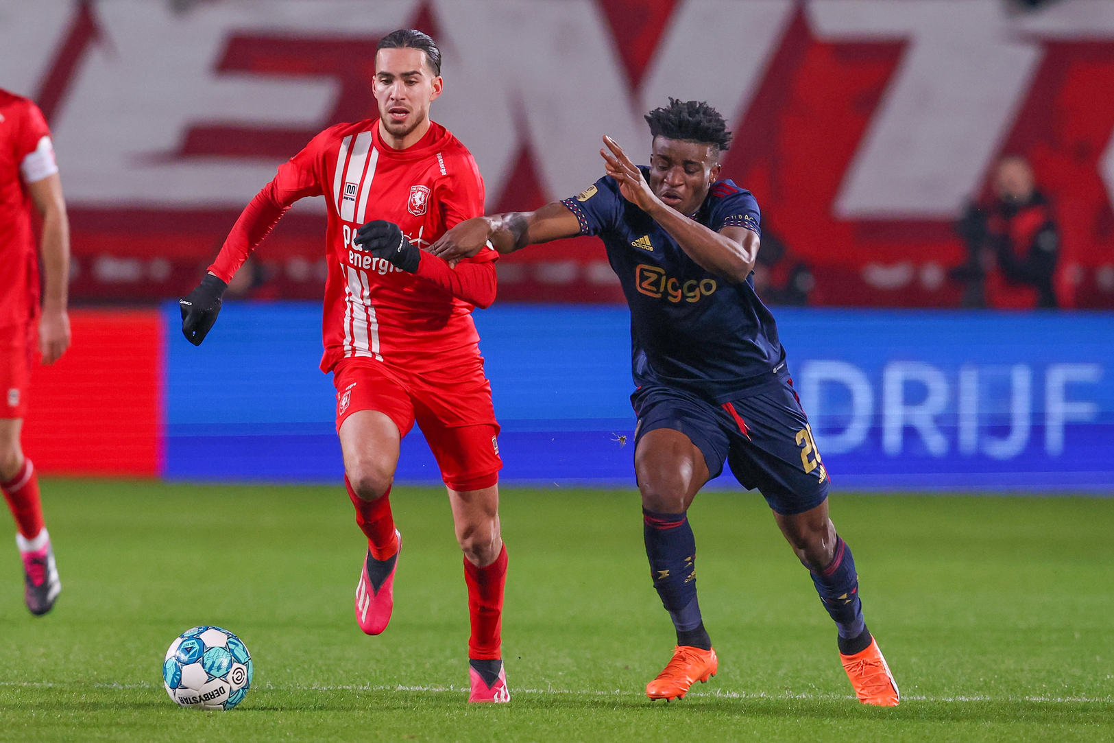 58000337 FC Twente