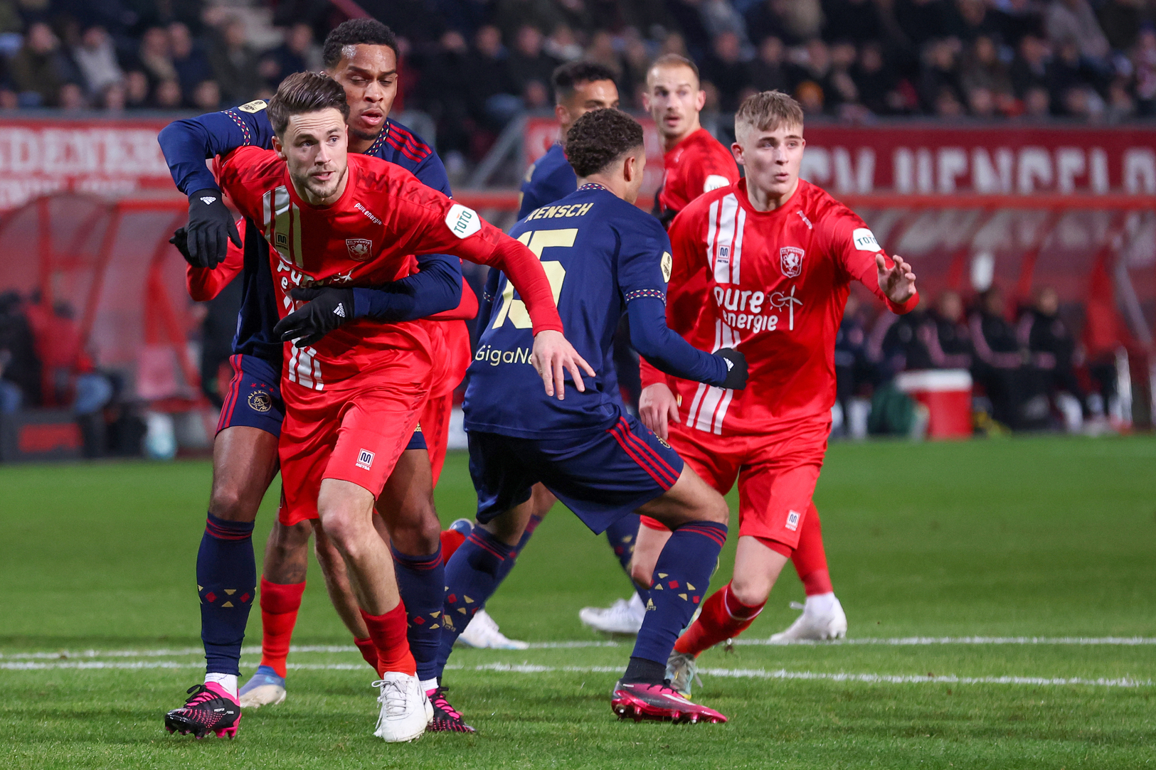 58000341 FC Twente