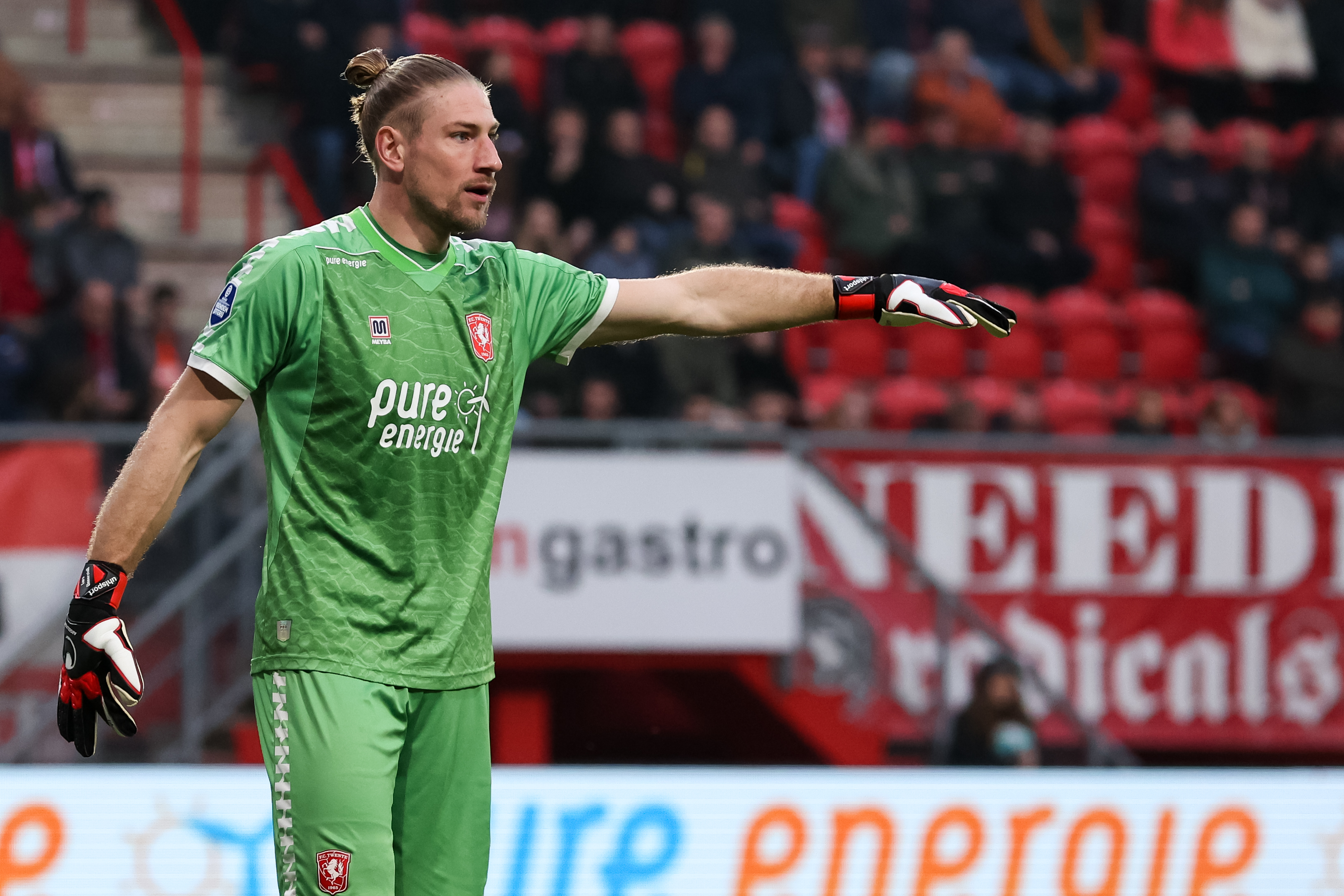 58049739 FC Twente