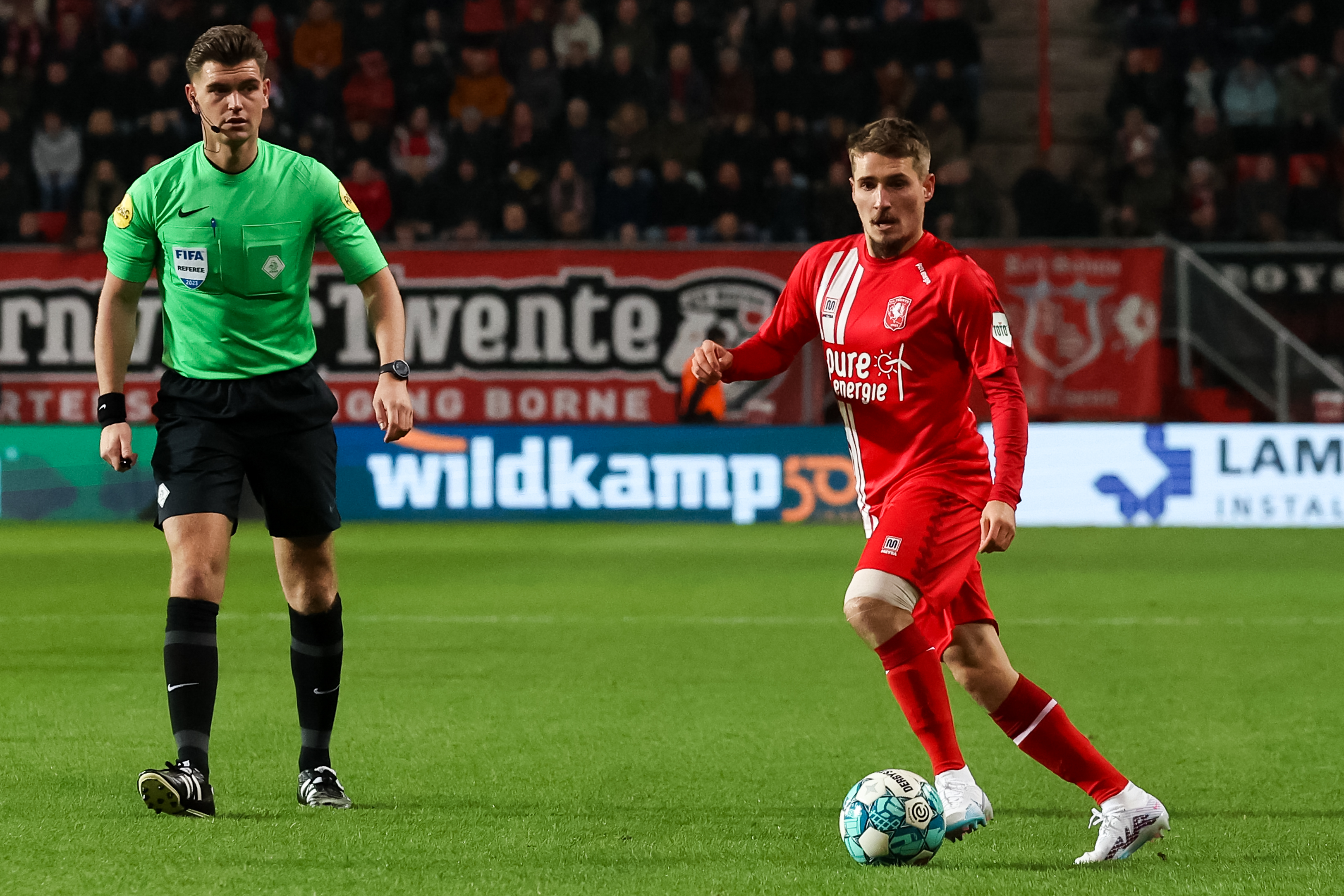 58050345 FC Twente