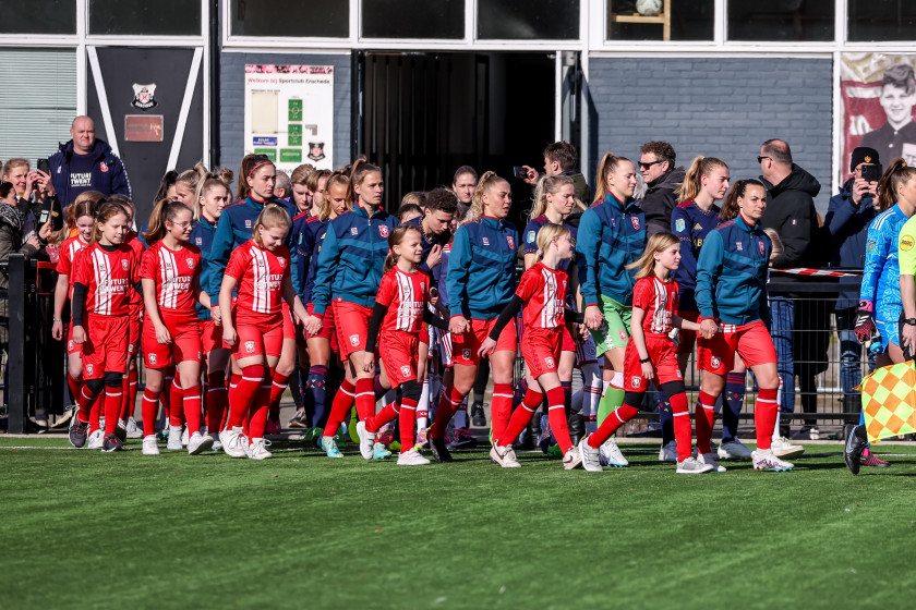 58244158 FC Twente