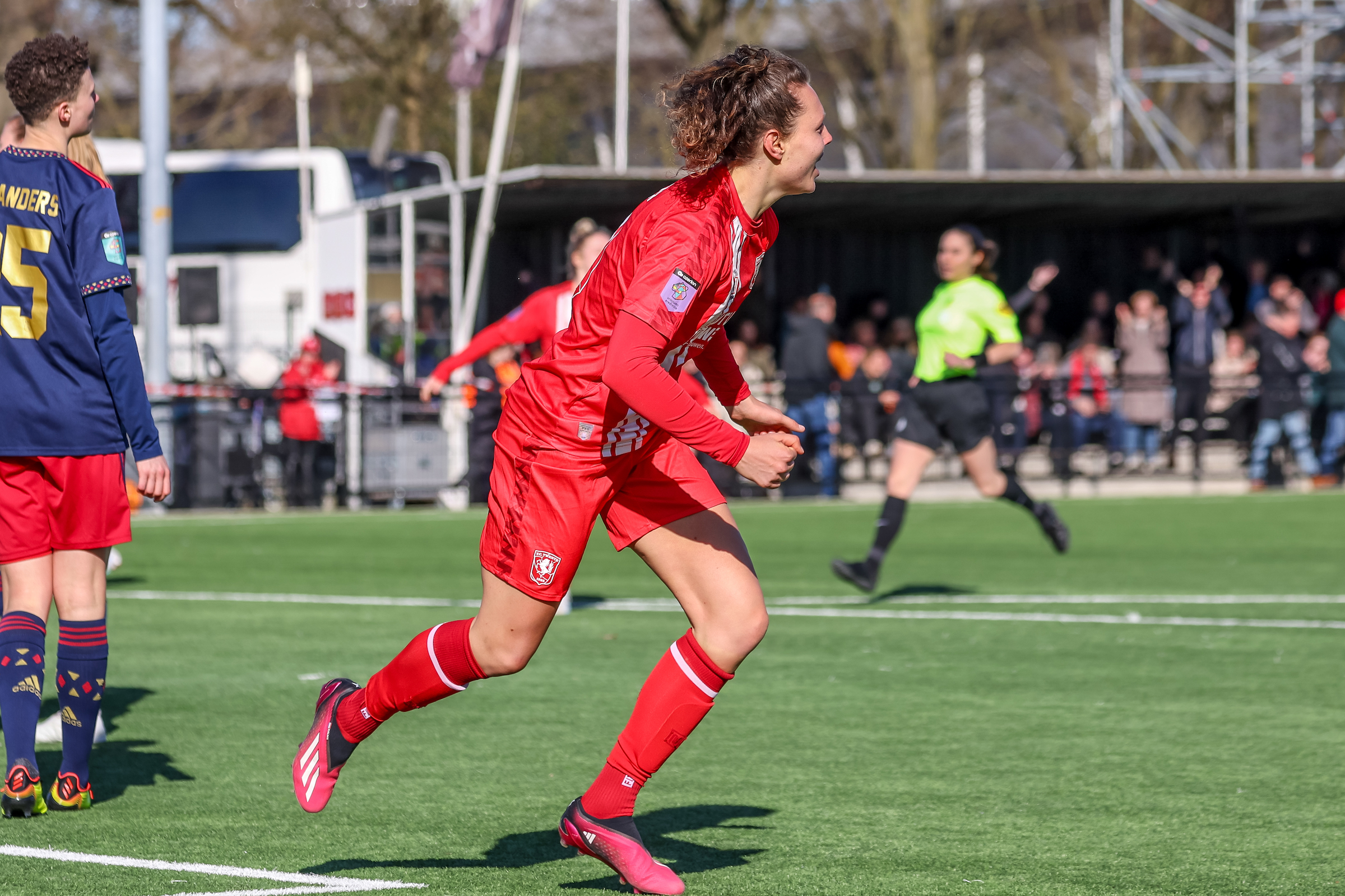 58245335 FC Twente