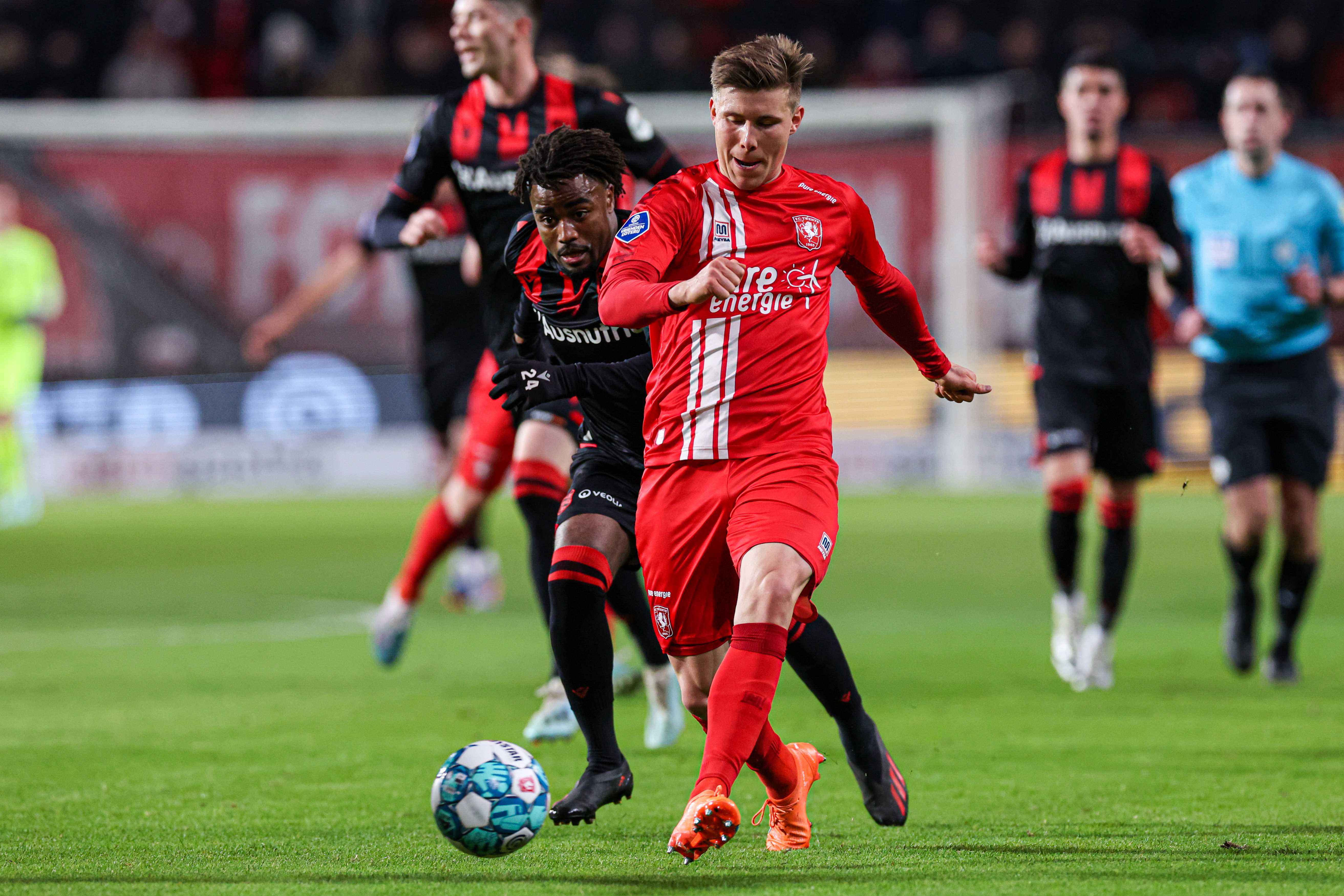 58349901 FC Twente880 v2