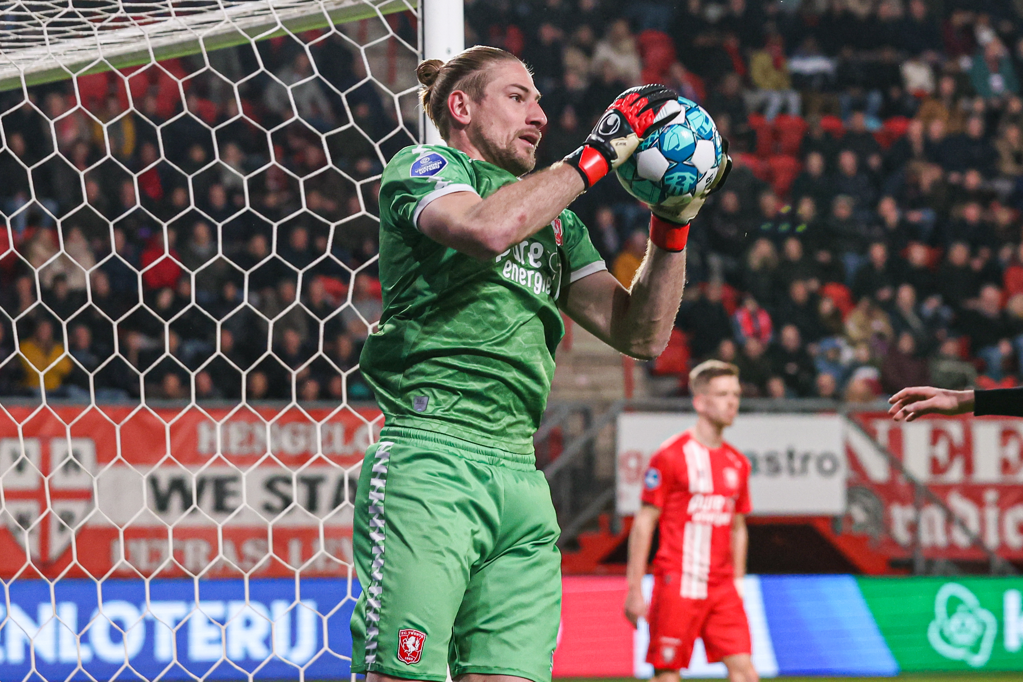 58349911 FC Twente v2