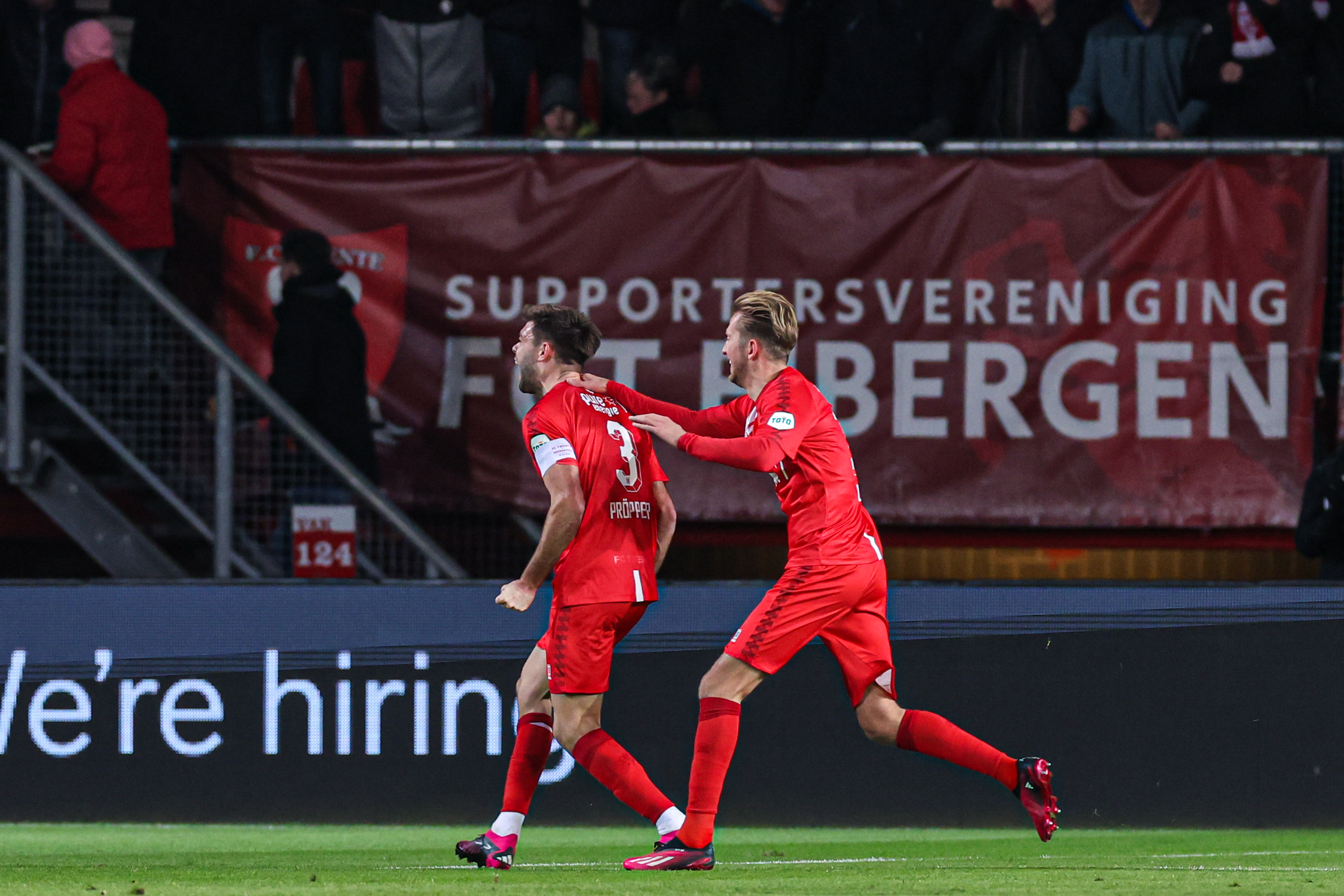 58349921 FC Twente v2