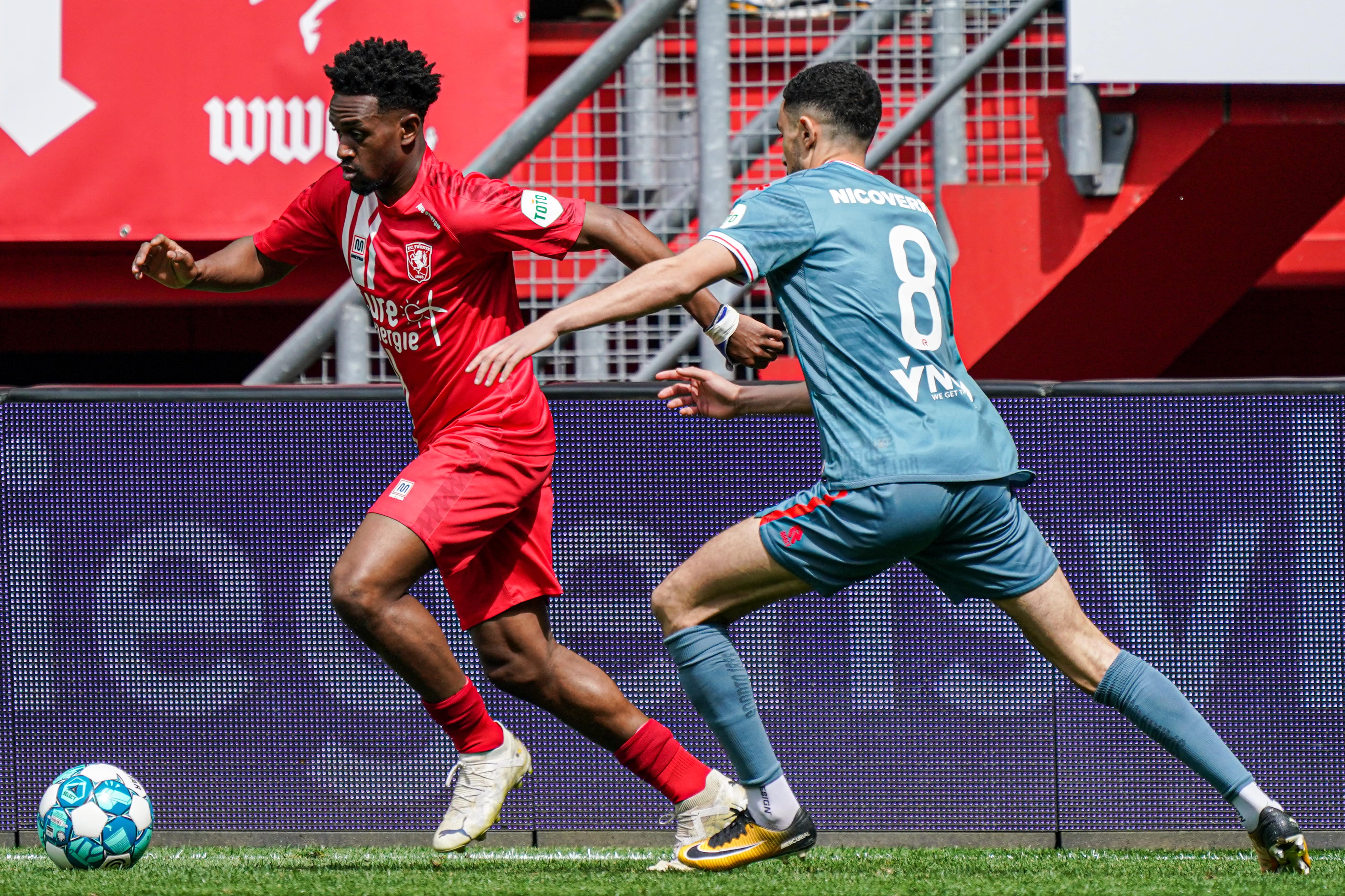 59033731 FC Twente min