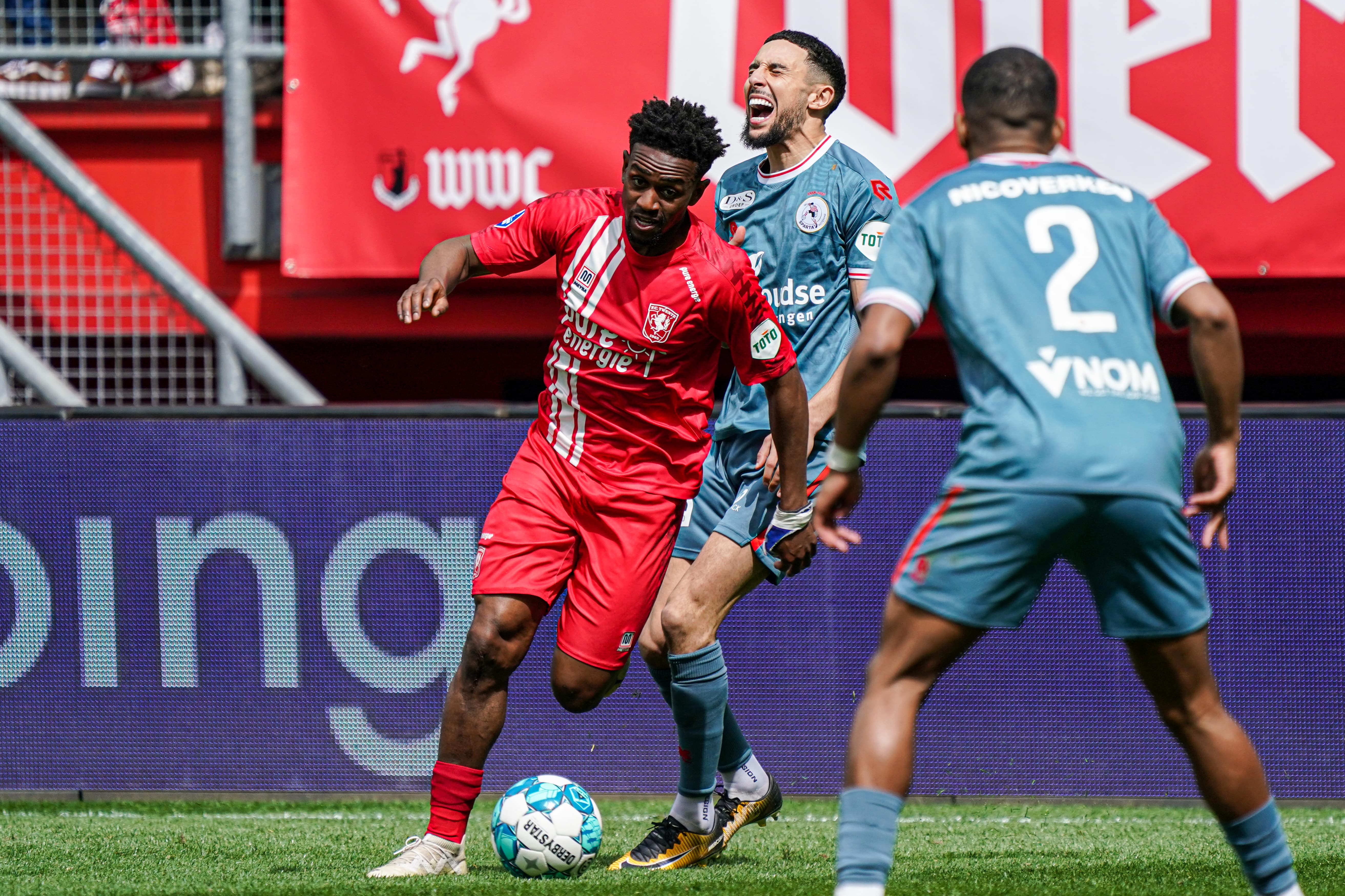 59033741 FC Twente min