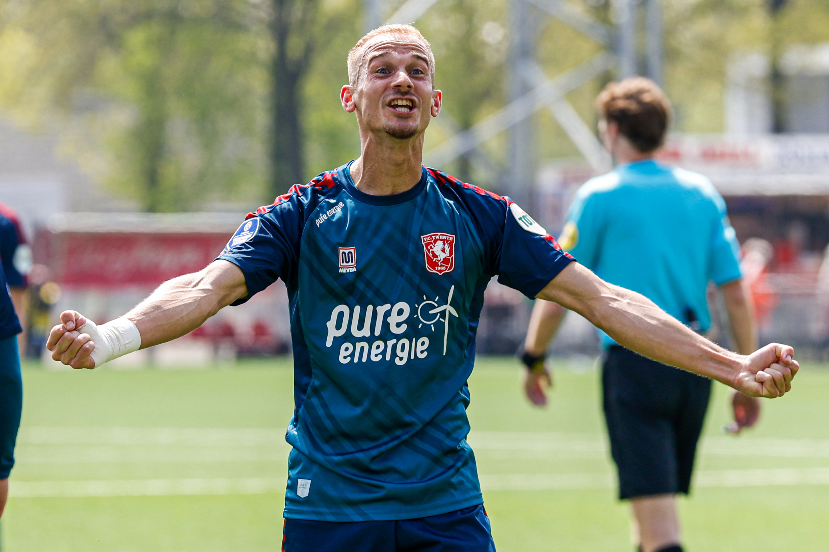 59228543 FC Twente