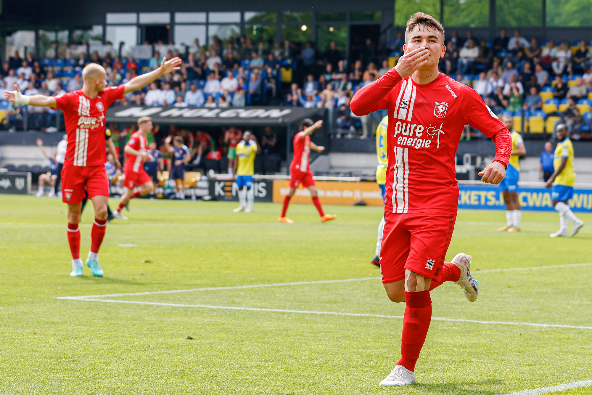 59450383 FC Twente