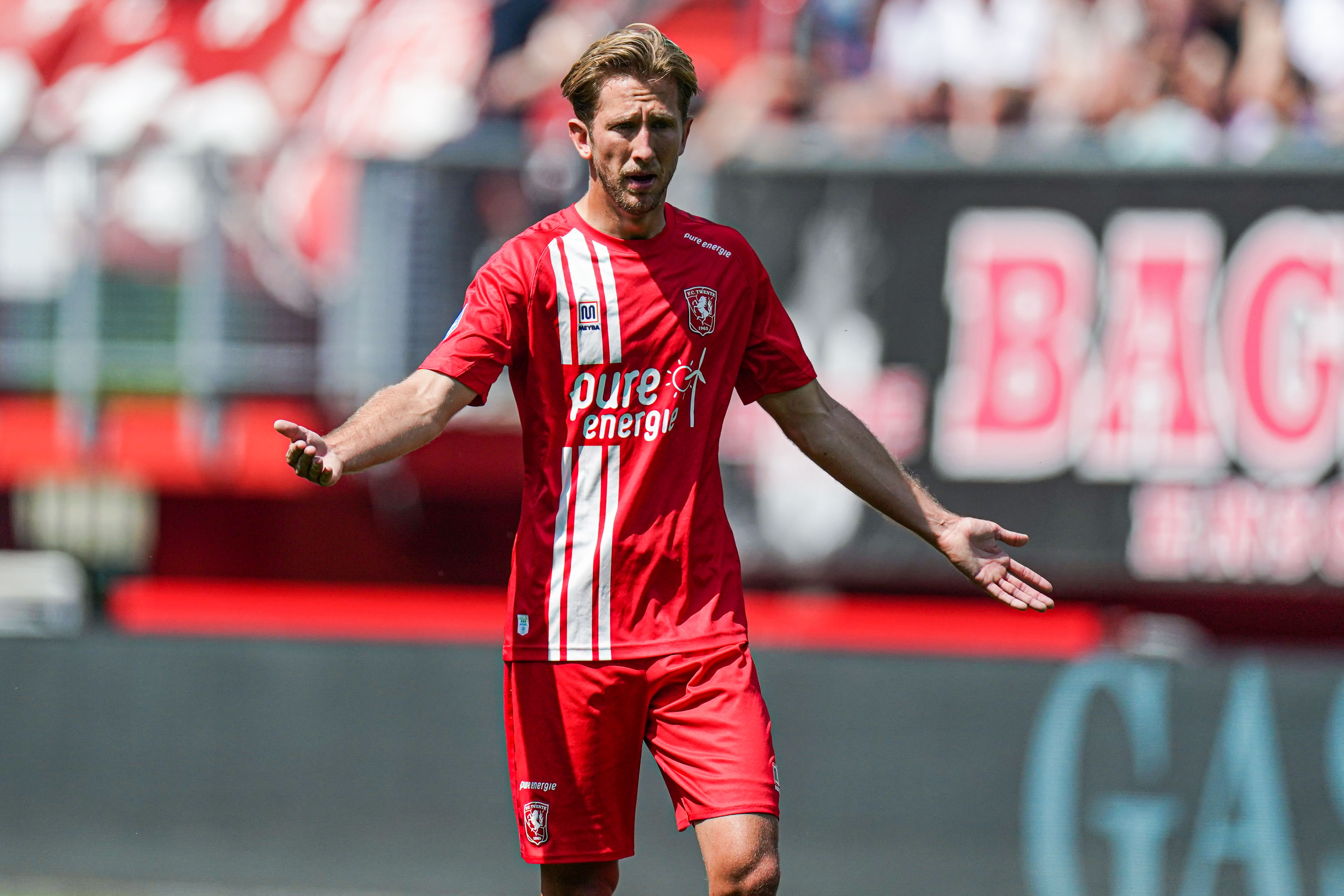 59582727 FC Twente min