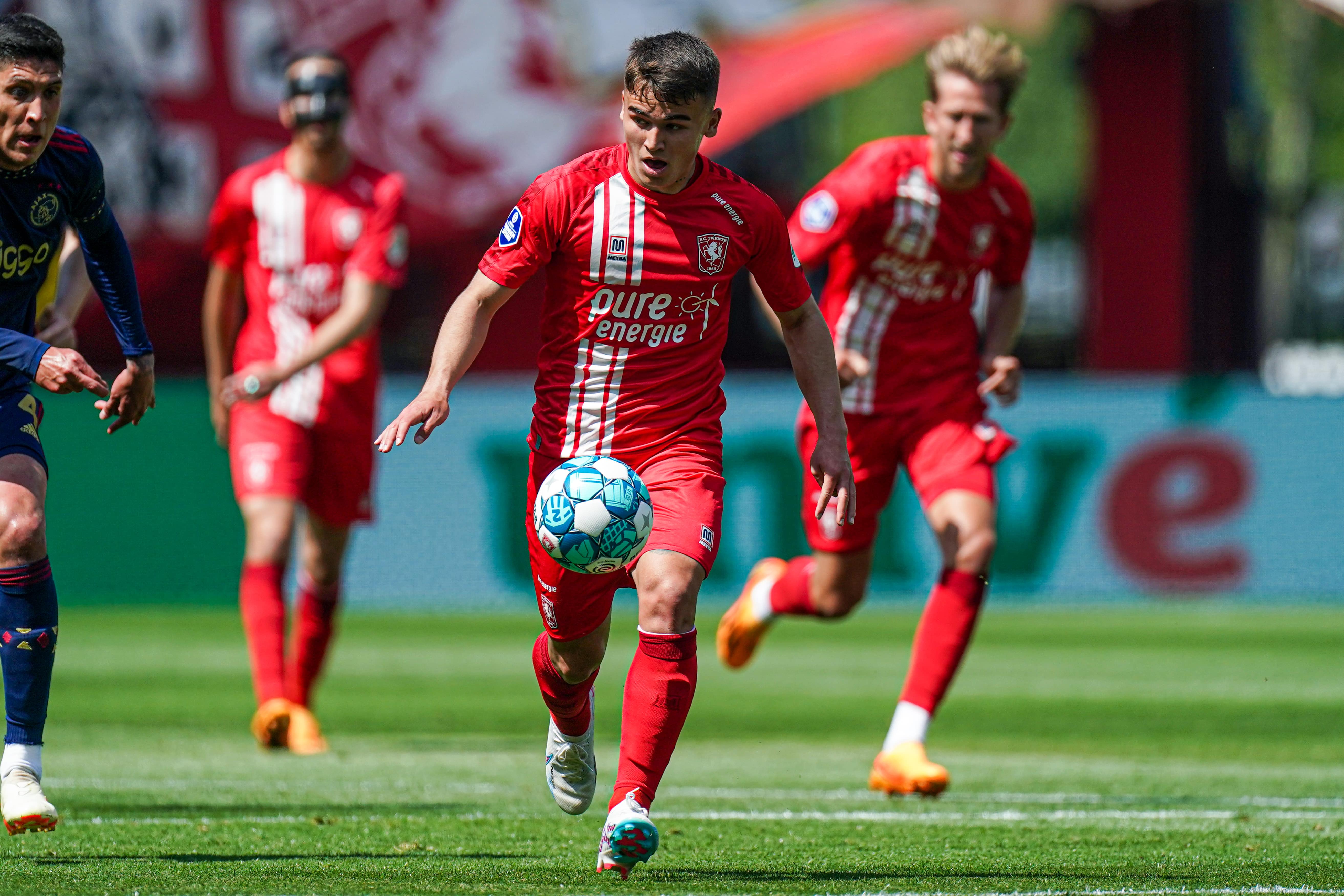 59582731 FC Twente min