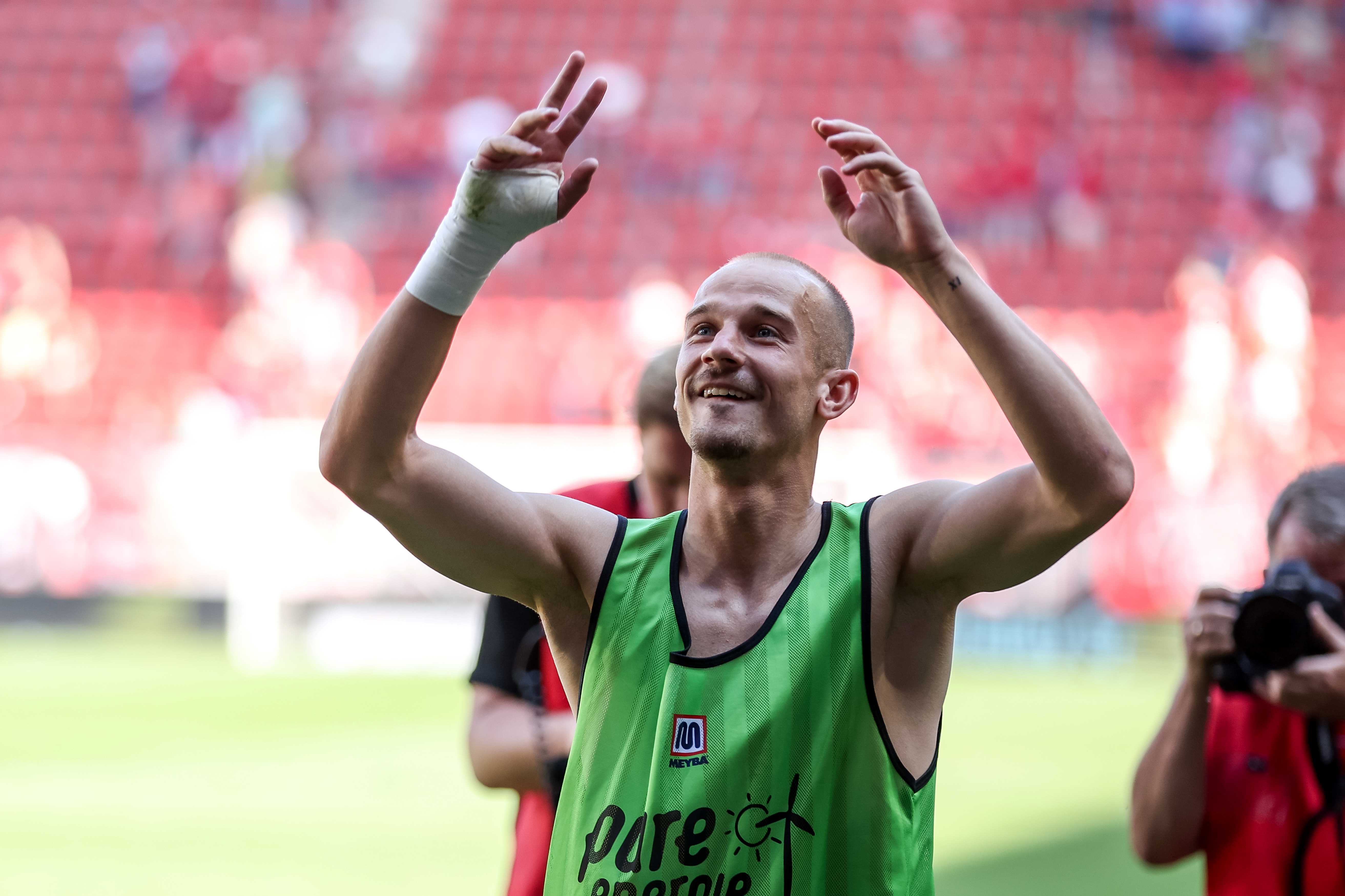 59675610 FC Twente