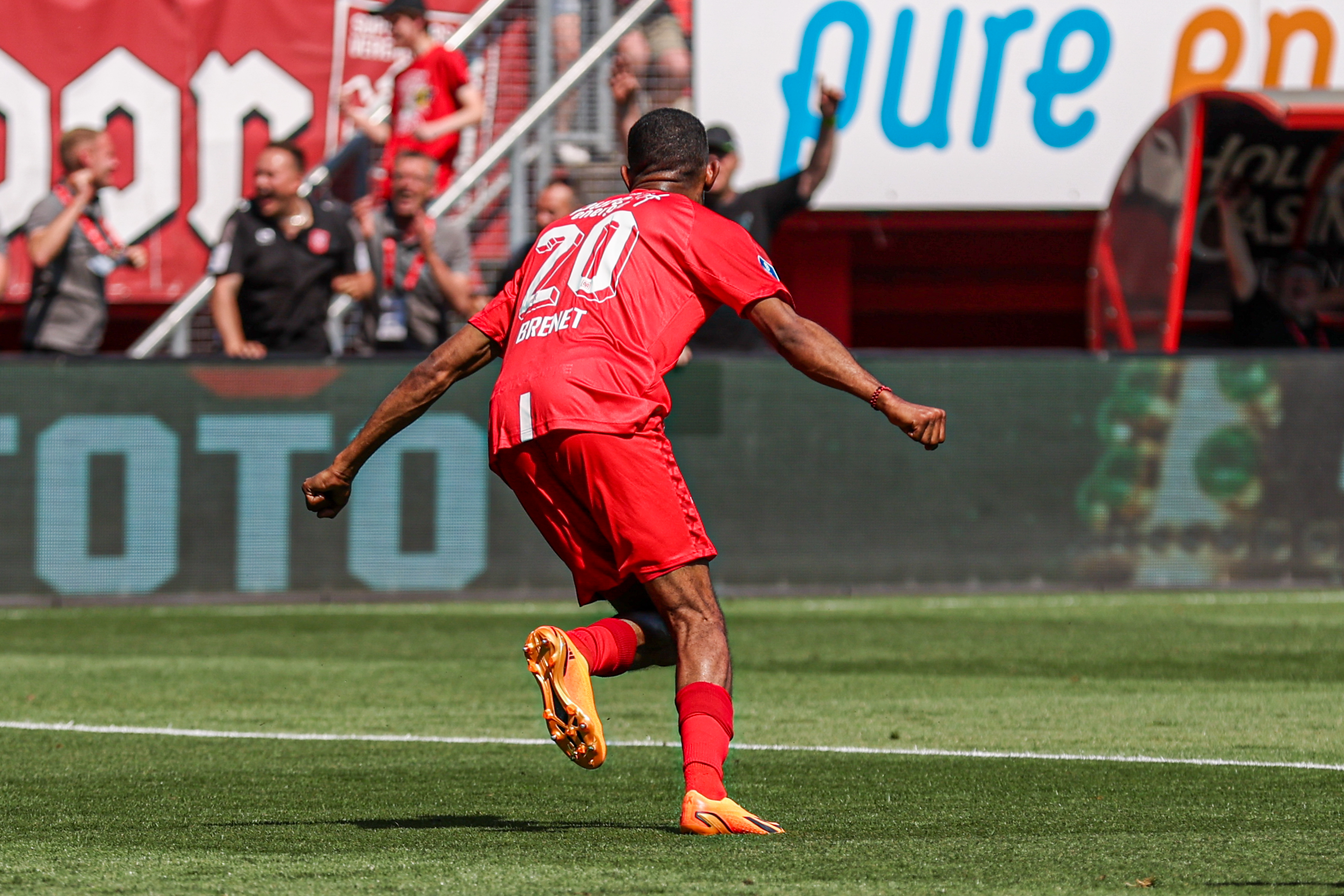 59772196 FC Twente