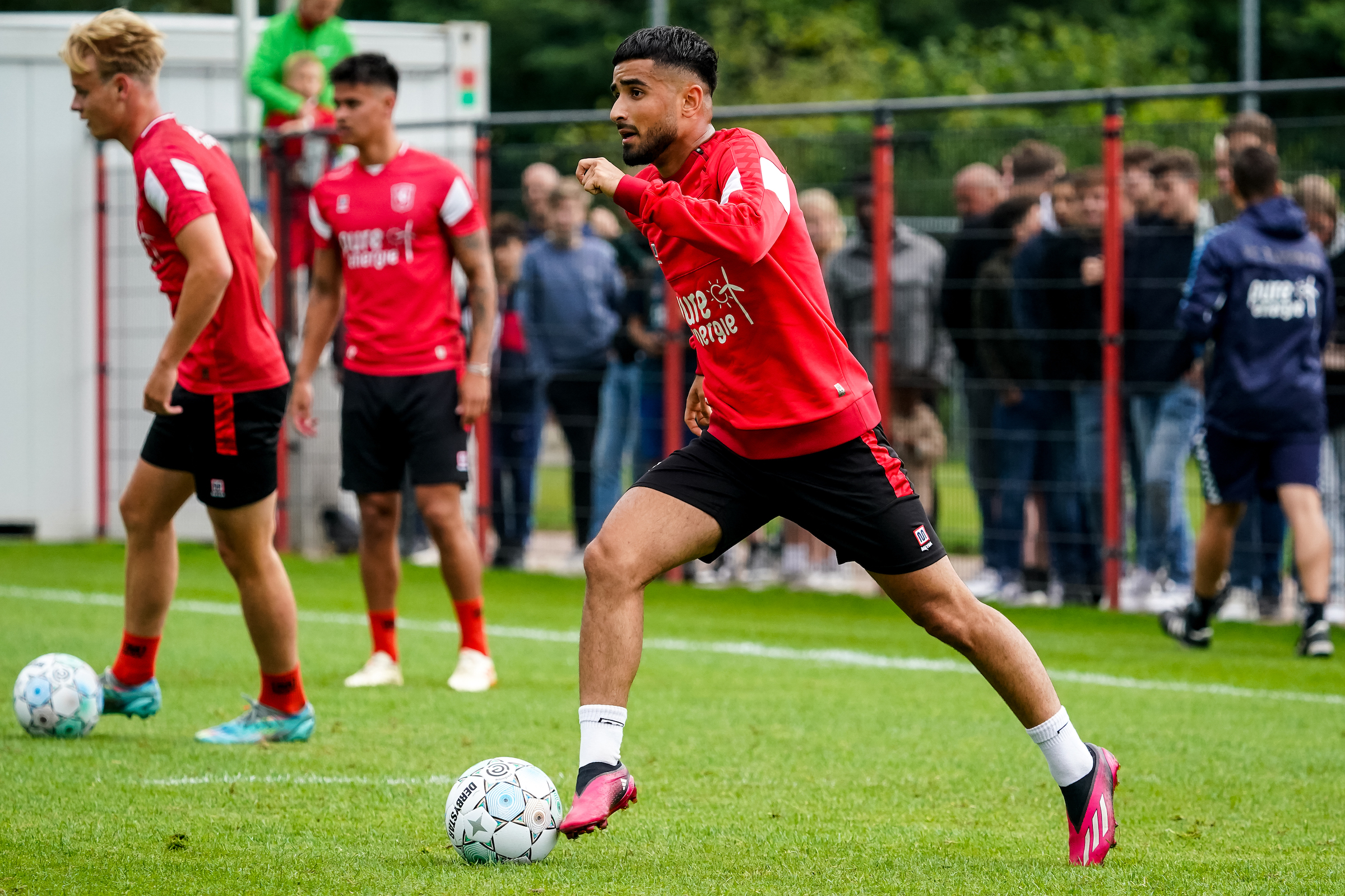 60077739 FC Twente