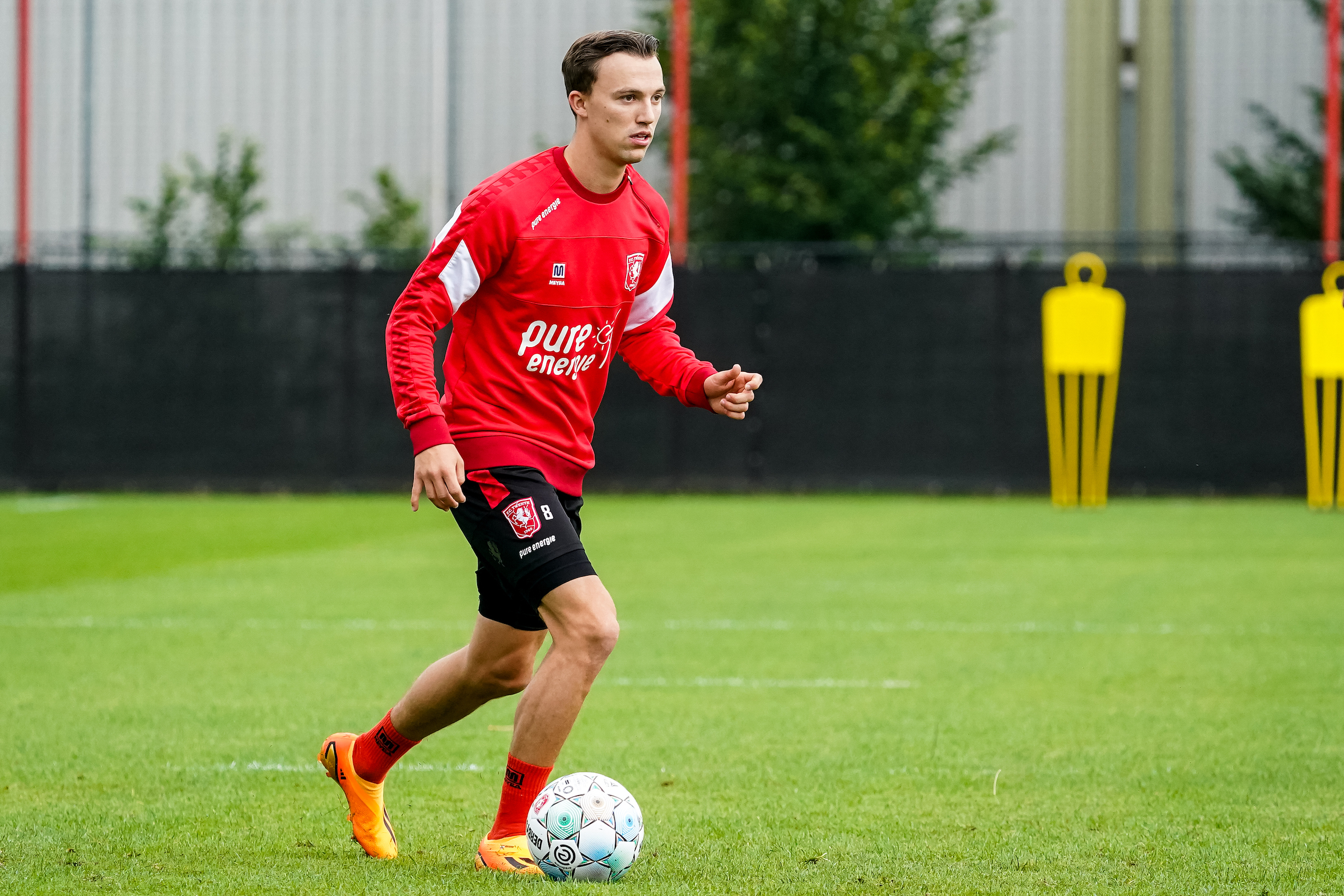 60077740 FC Twente