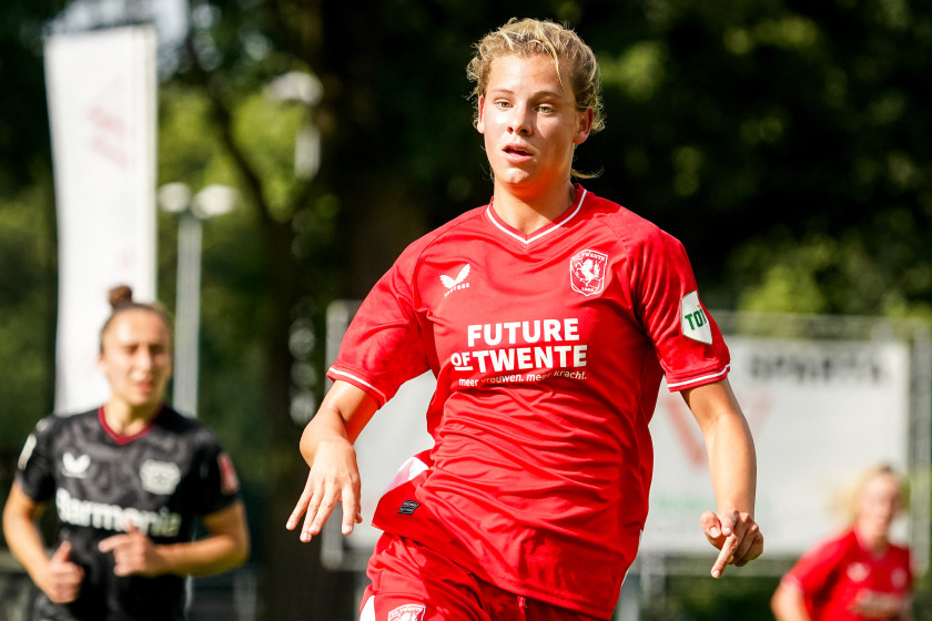 60247529 FC Twente
