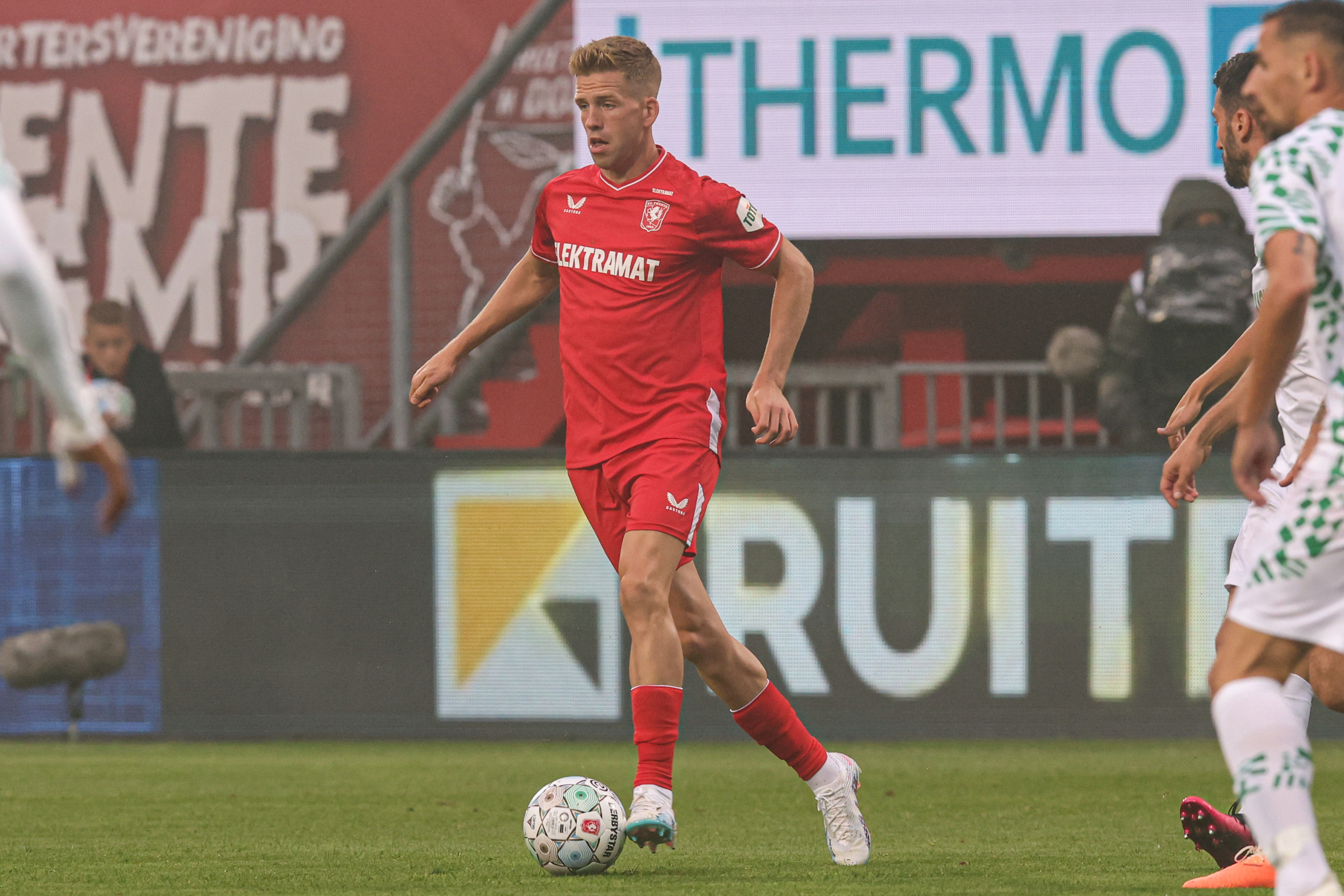 60383131 FC Twente