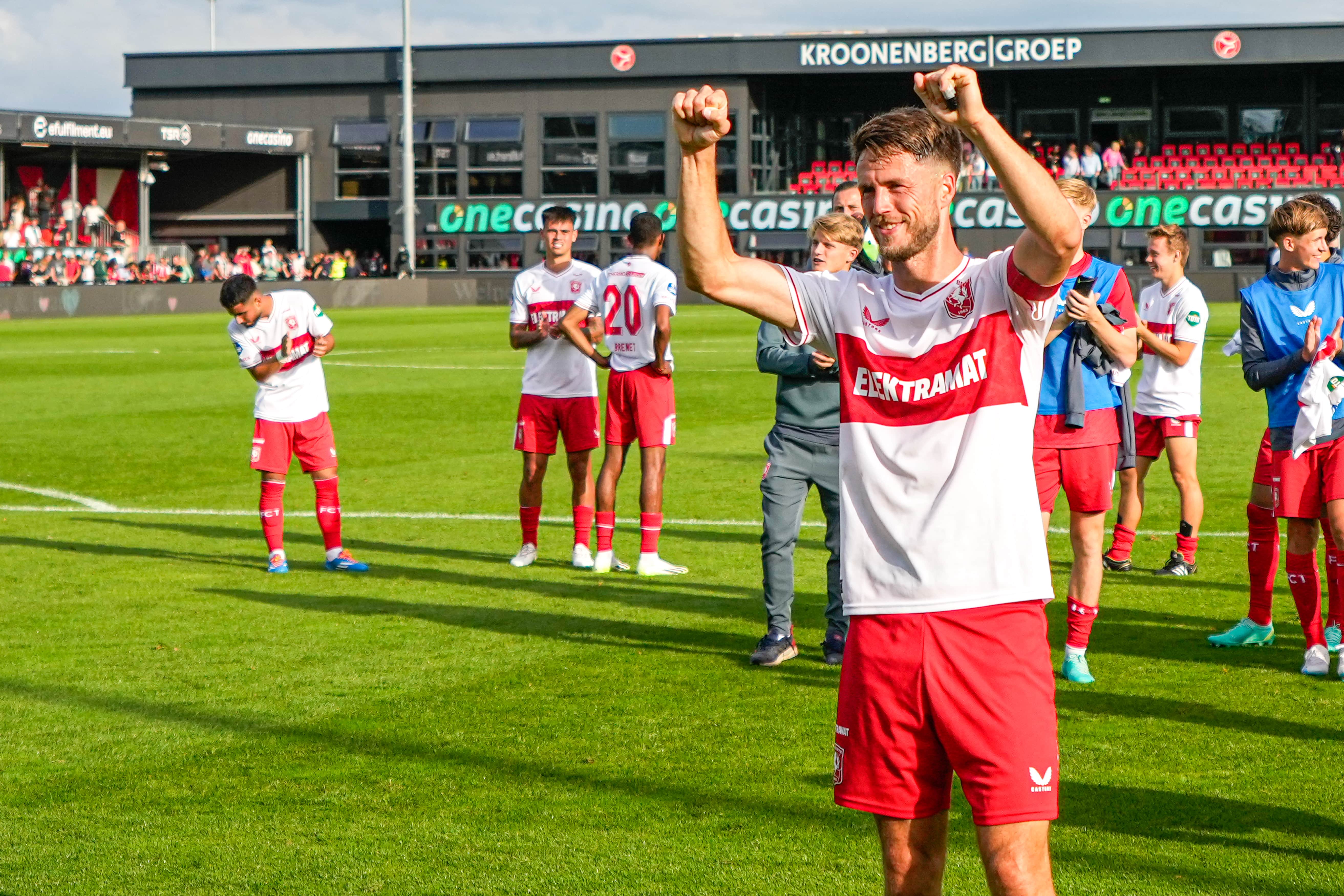 60567783 FC Twente min 1