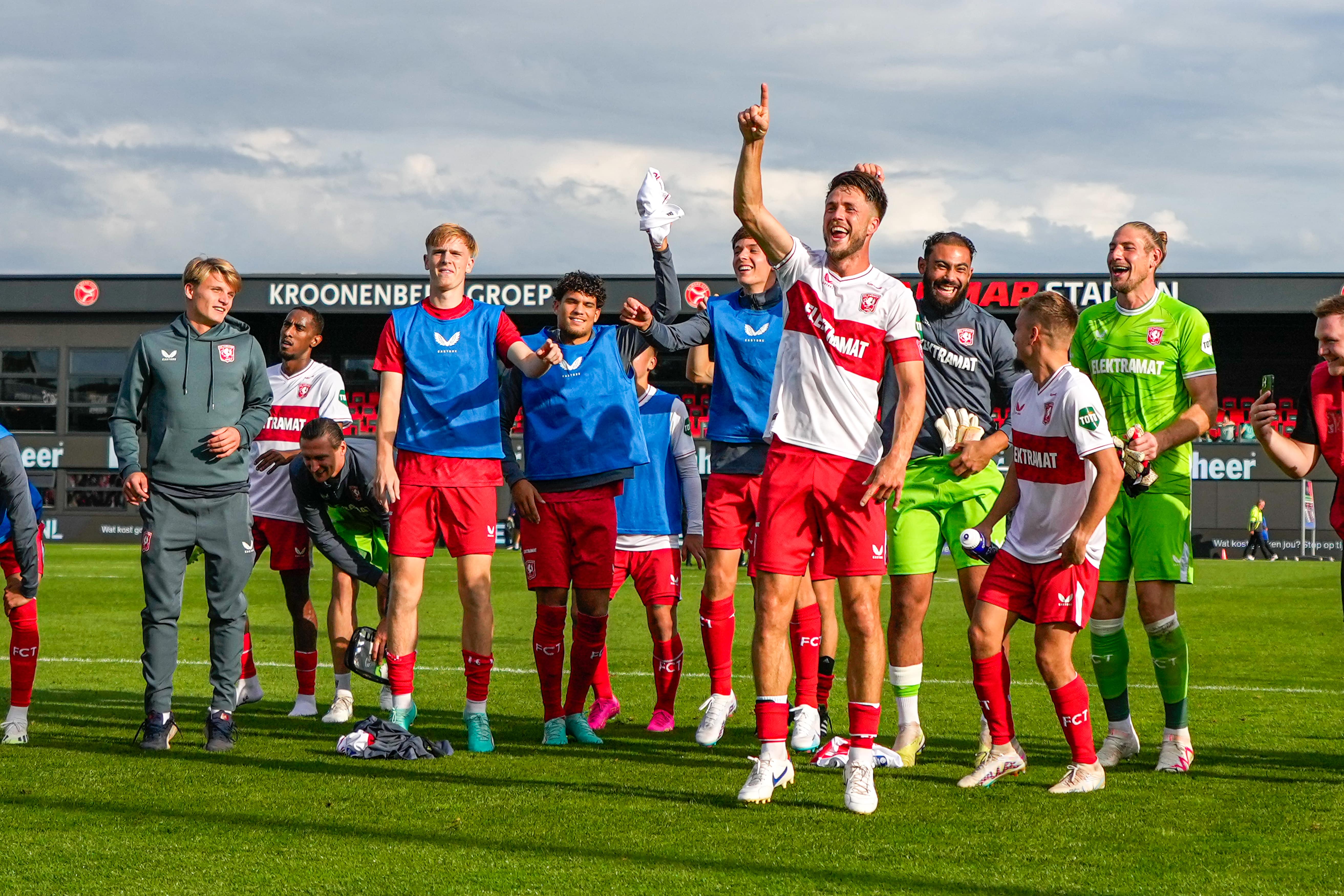 60567788 FC Twente min