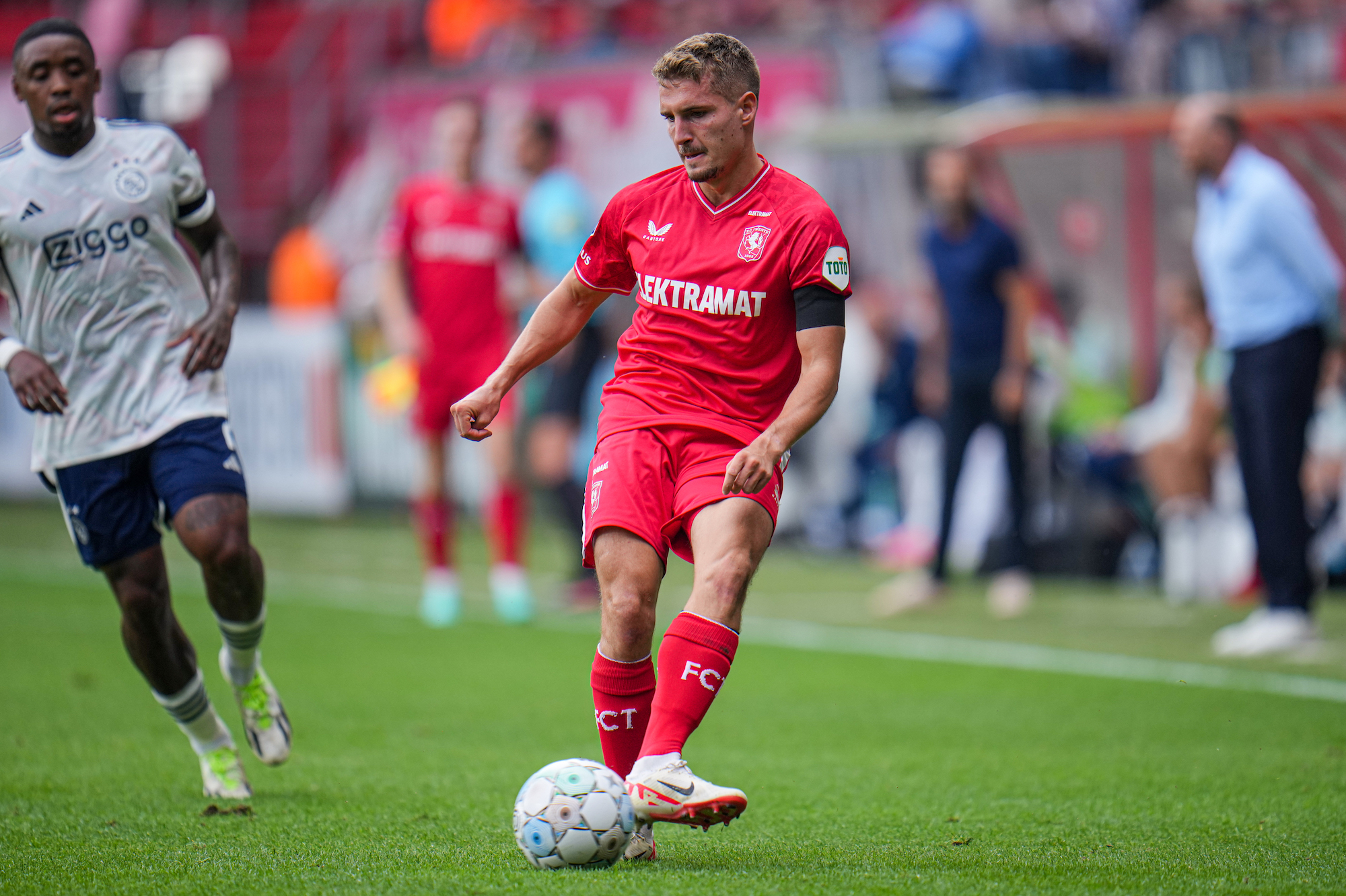 61053305 FC Twente
