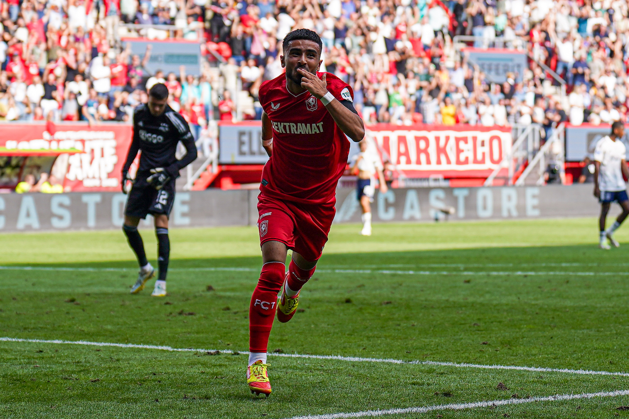 61055144 FC Twente