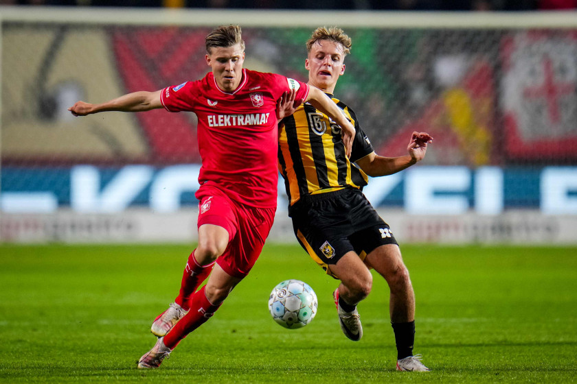 61211233 FC Twente