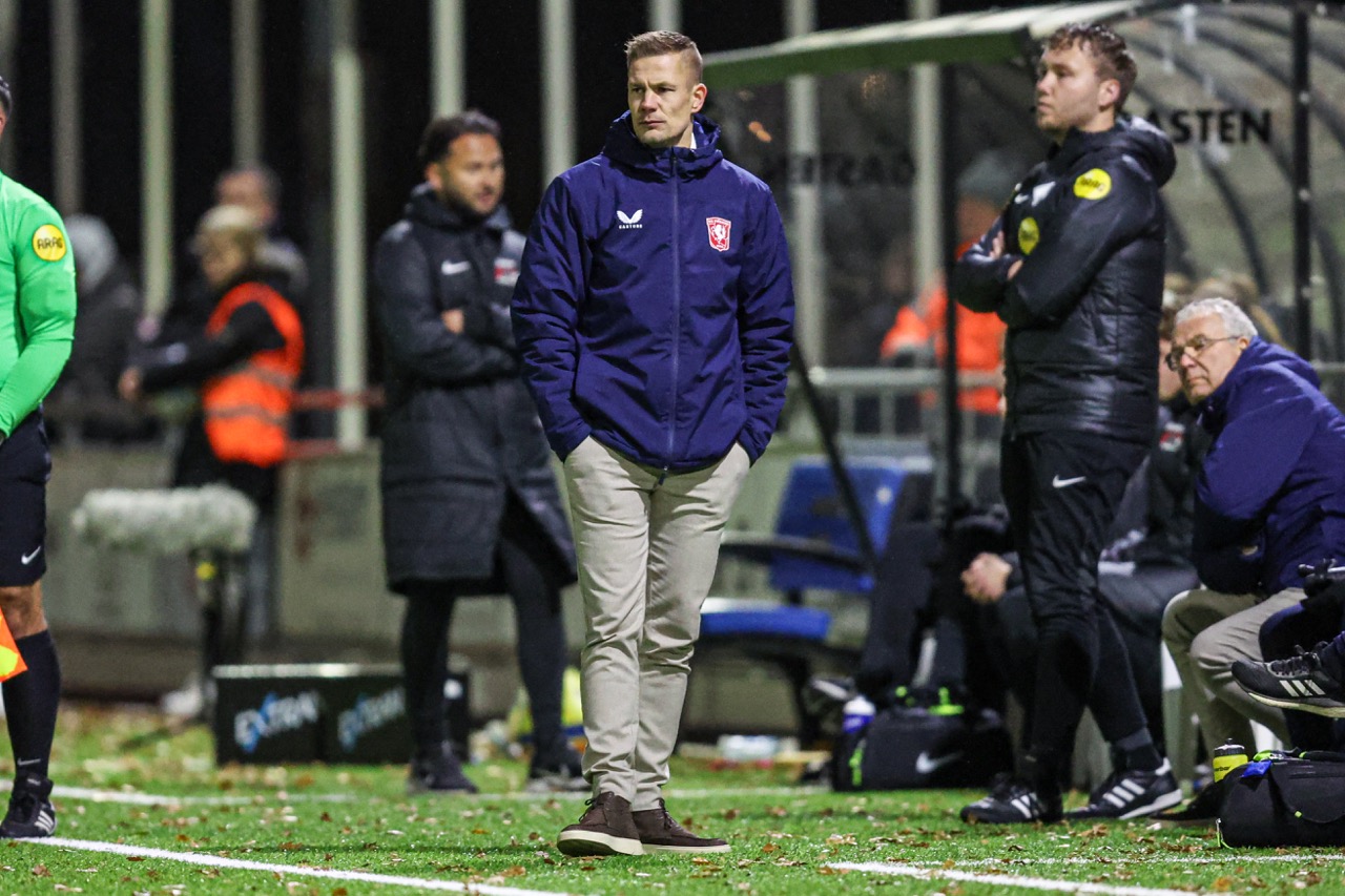 62982495 FC Twente Large