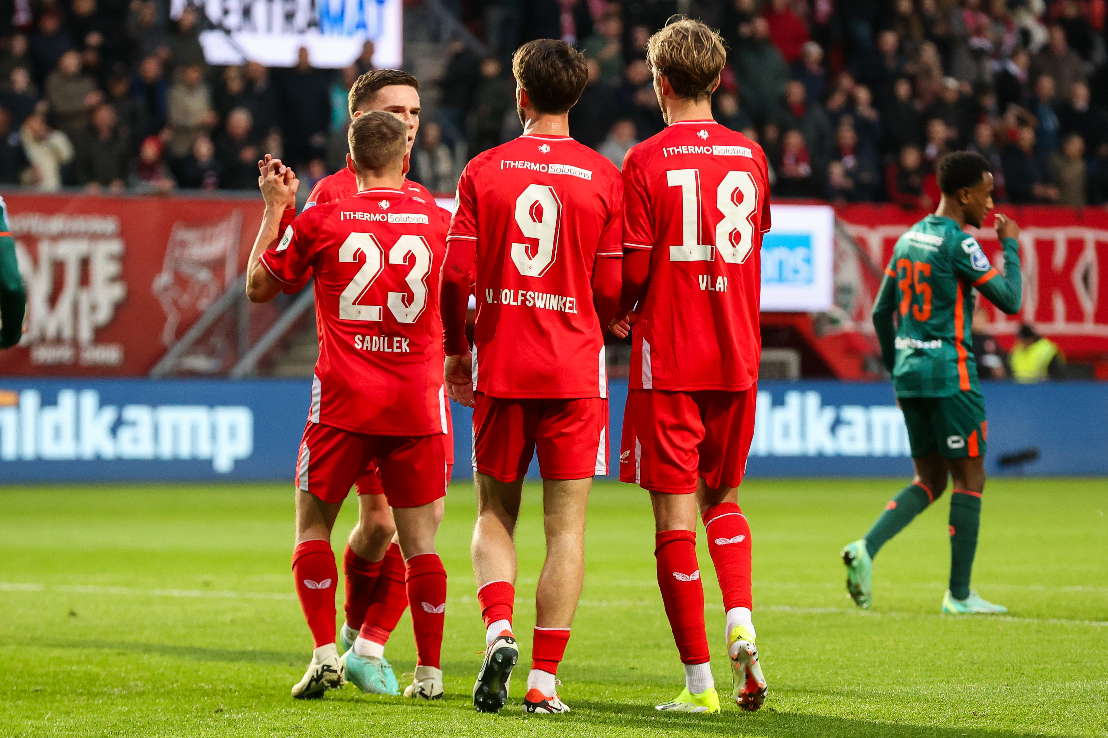 64154497 FC Twente
