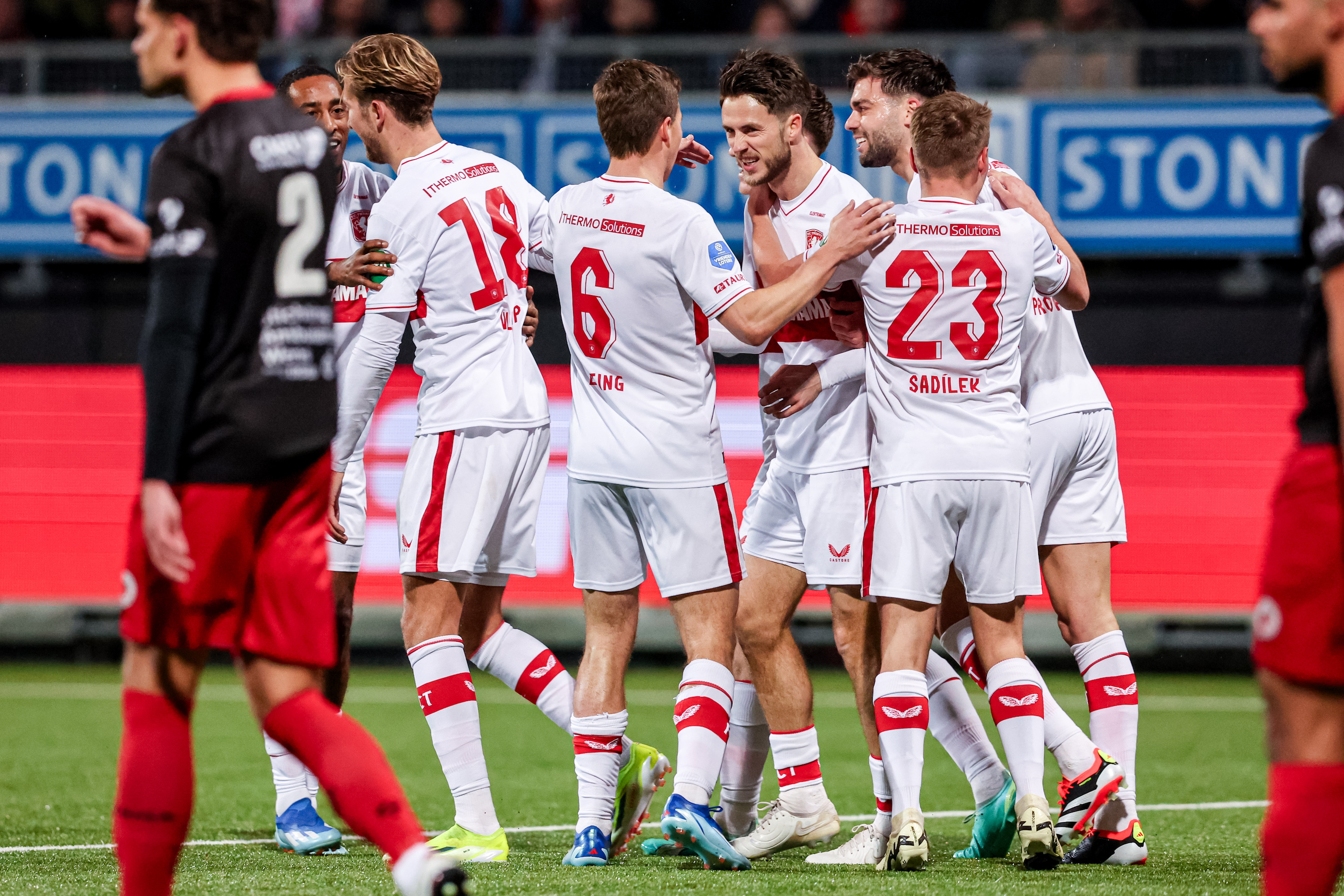 64377881 FC Twente