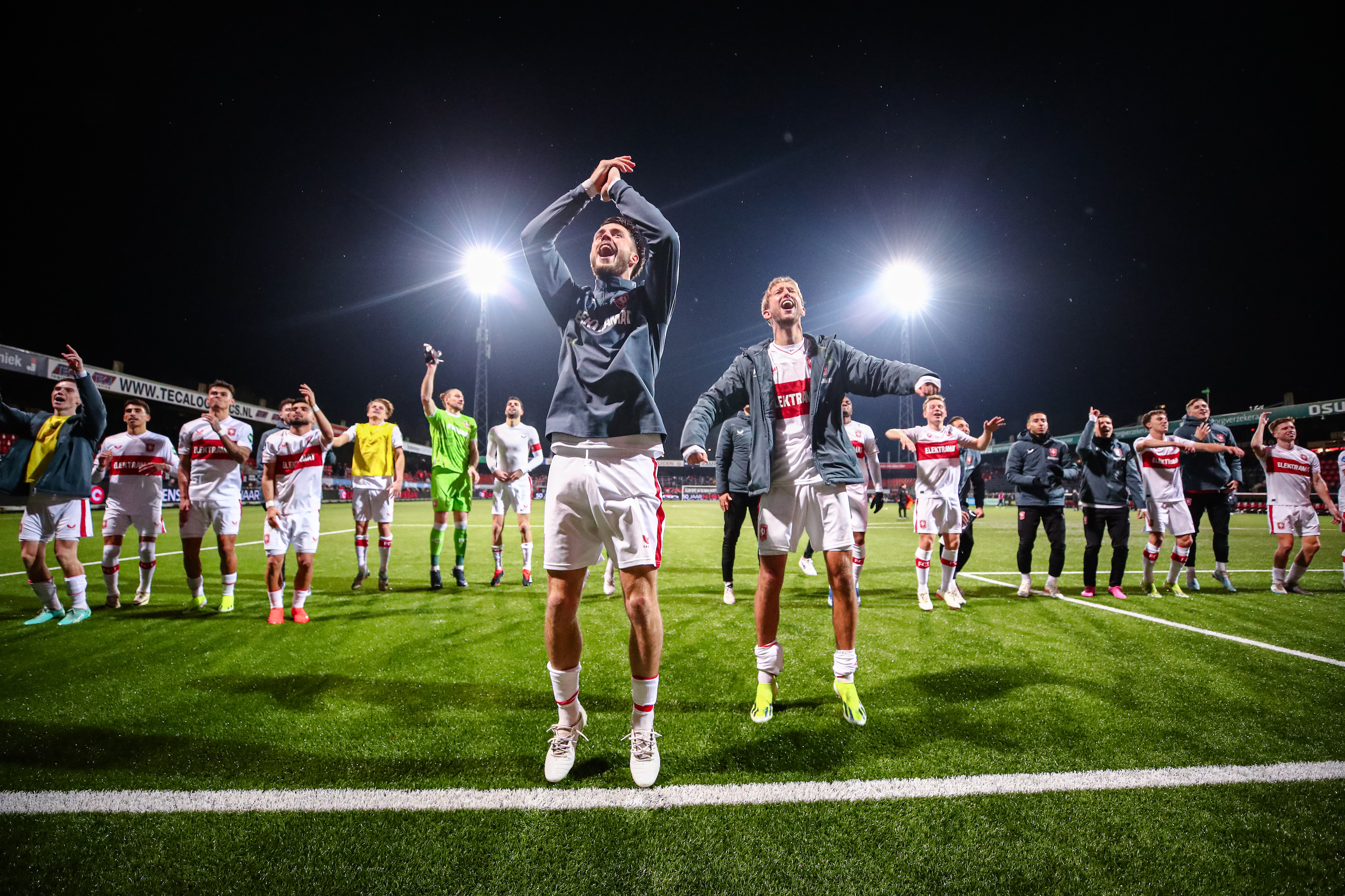 64382017 FC Twente