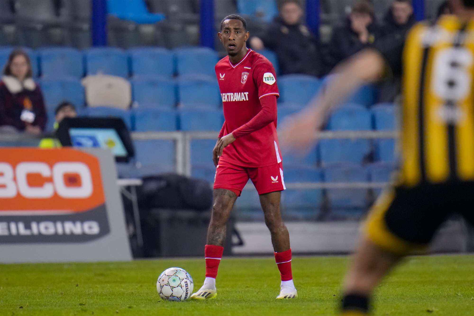 64986033 FC Twente