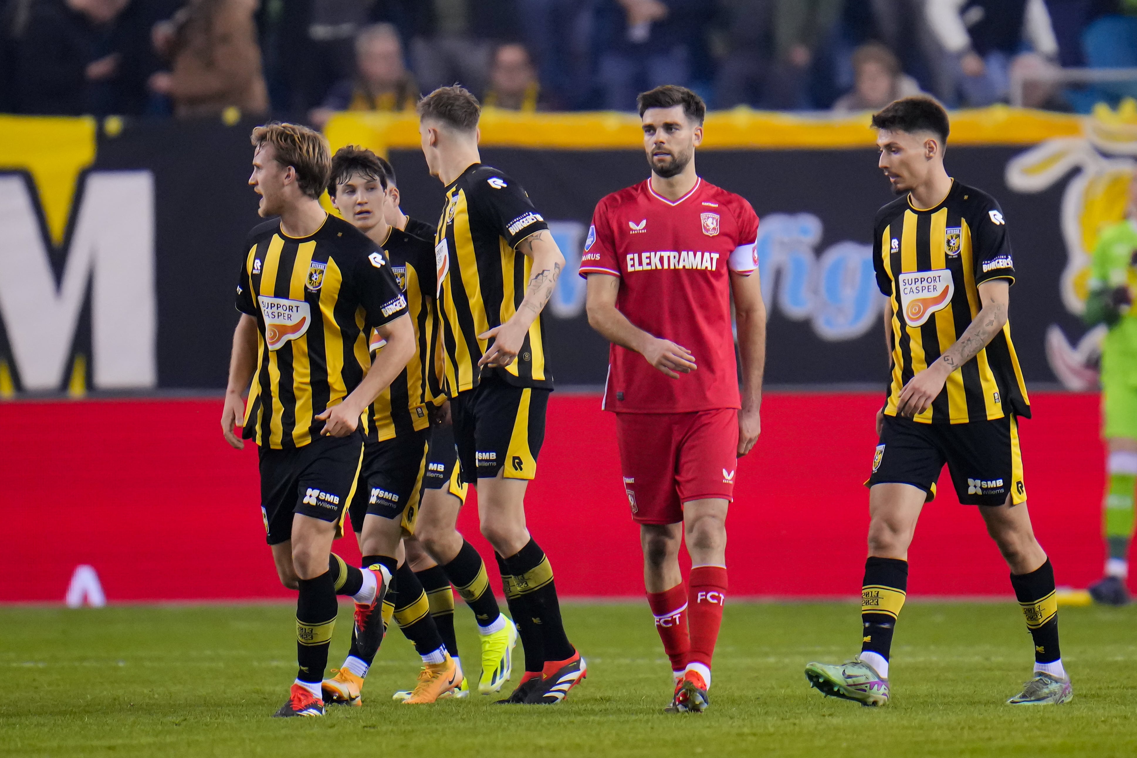 64986366 FC Twente min